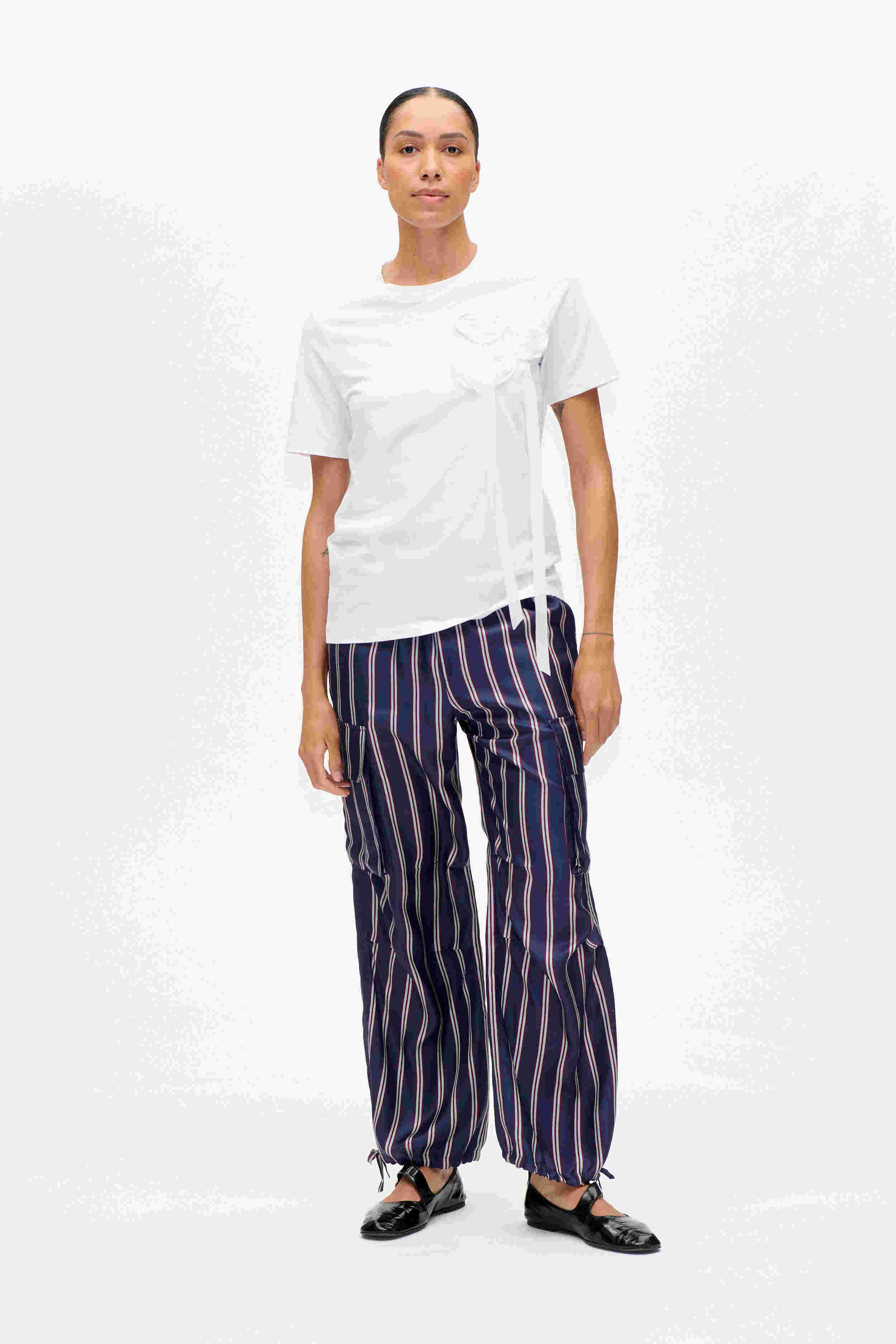 Baum und Pferdgarten / JAWI T-Shirt / Bright White
