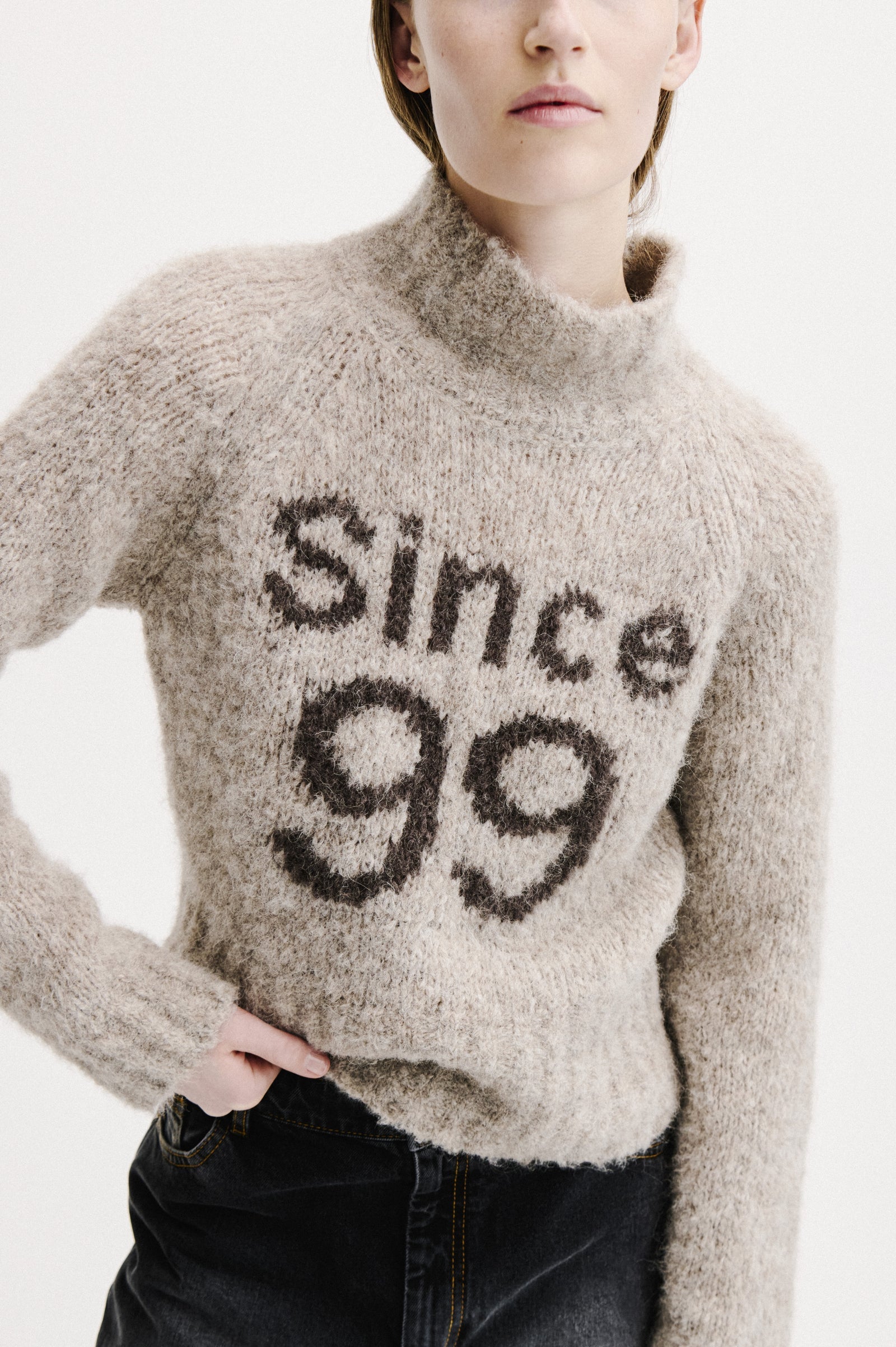 Baum und Pferdgarten / CELENA KNIT / Morel