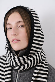 Mads Nørgaard / One Wool Freja Hooded Scarf / Black/Vanilla Ice