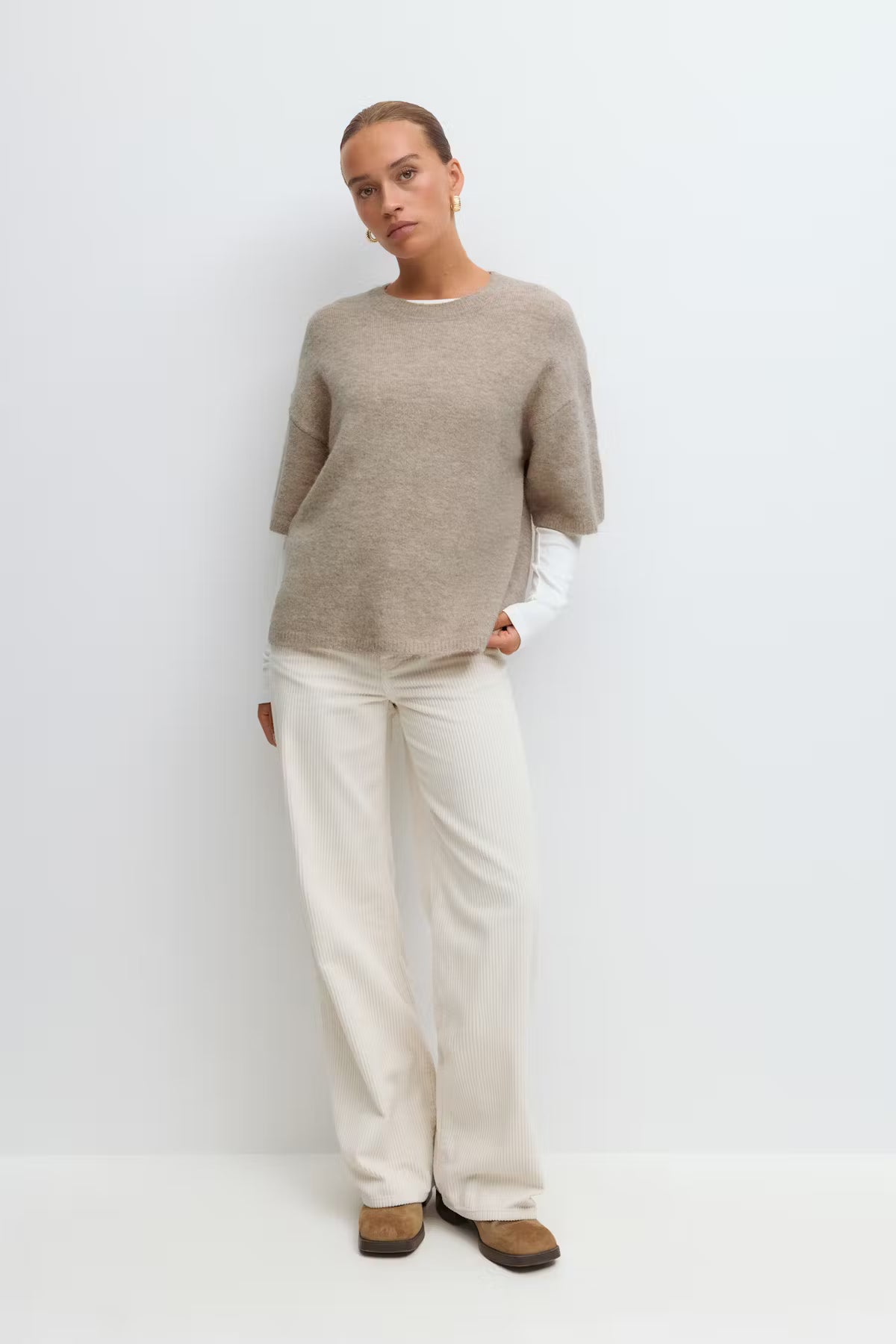 Gina Tricot / Knitted short sleeve top / Pure c