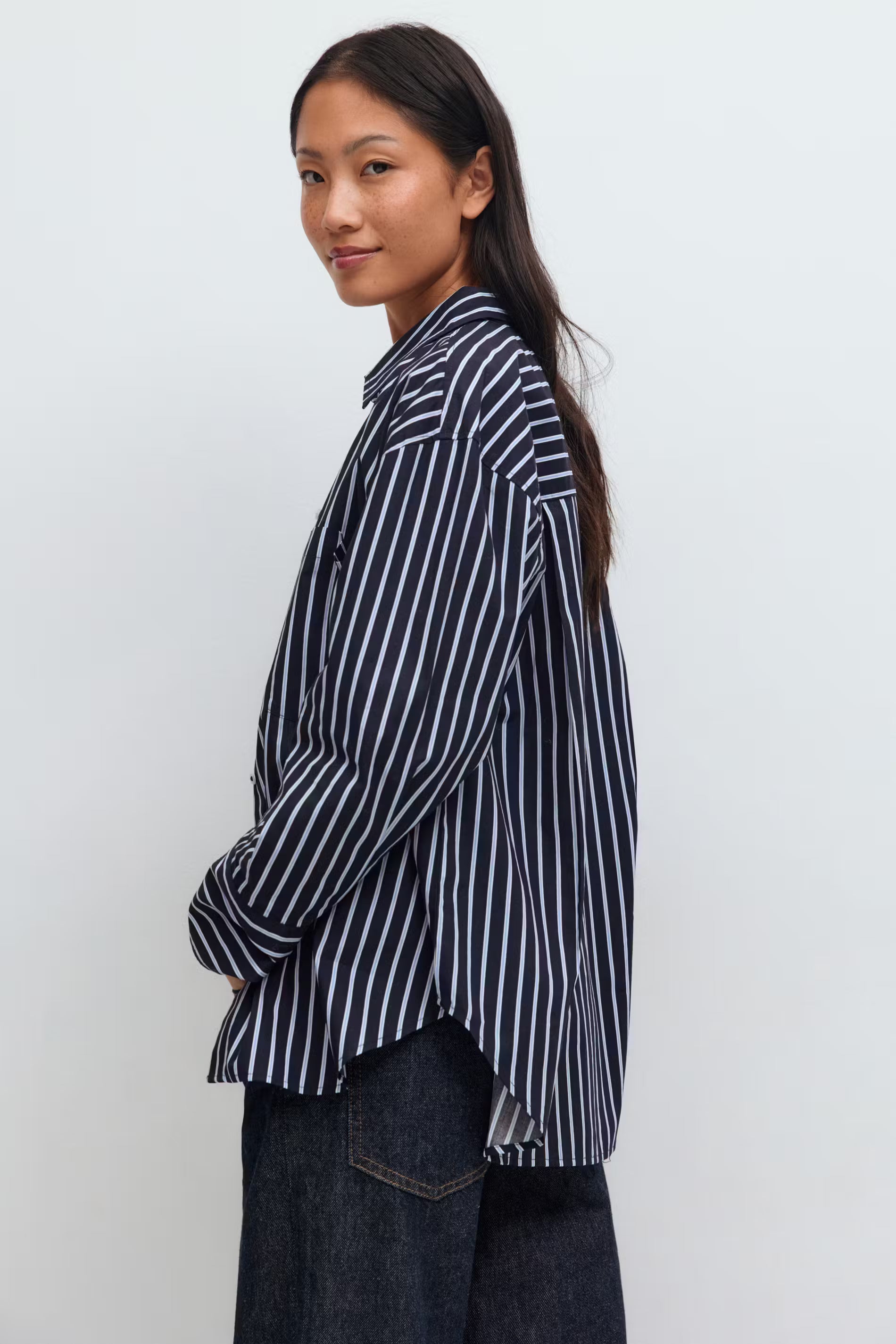 Gina Tricot / Poplin shirt / Navy/blue lt