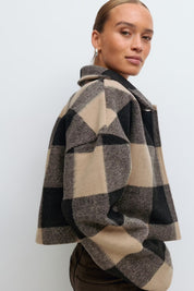 Gina Tricot / Short jacket / Beige check