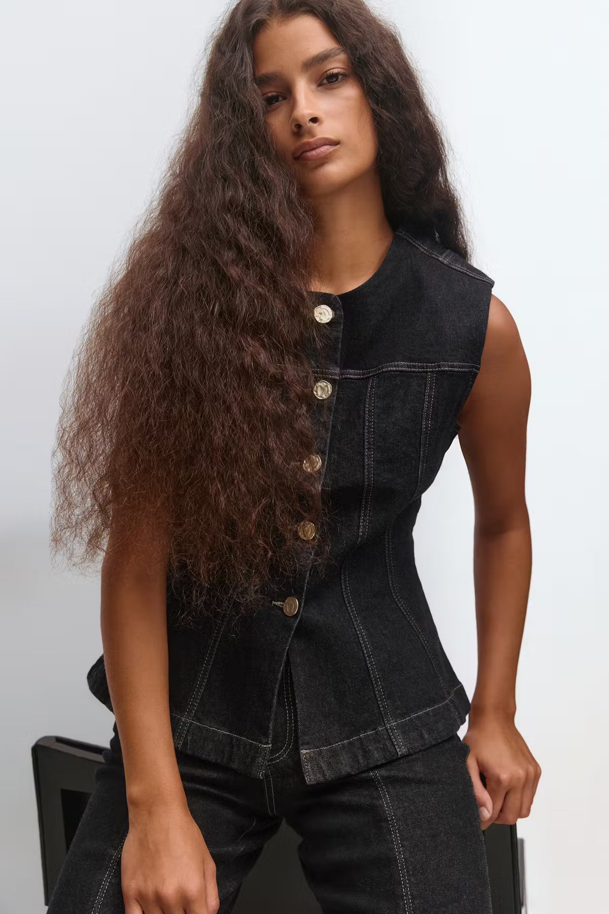 Gina Tricot / Waist shaped denim vest / Dk rinse
