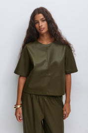 Gina Tricot / Pu boxy tee / Sea Turtle