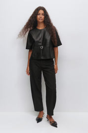 Gina Tricot / Pu boxy tee / Black