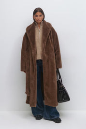 Gina Tricot / Faux fur belted long coat / Soft Brown