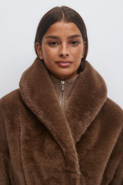 Gina Tricot / Faux fur belted long coat / Soft Brown