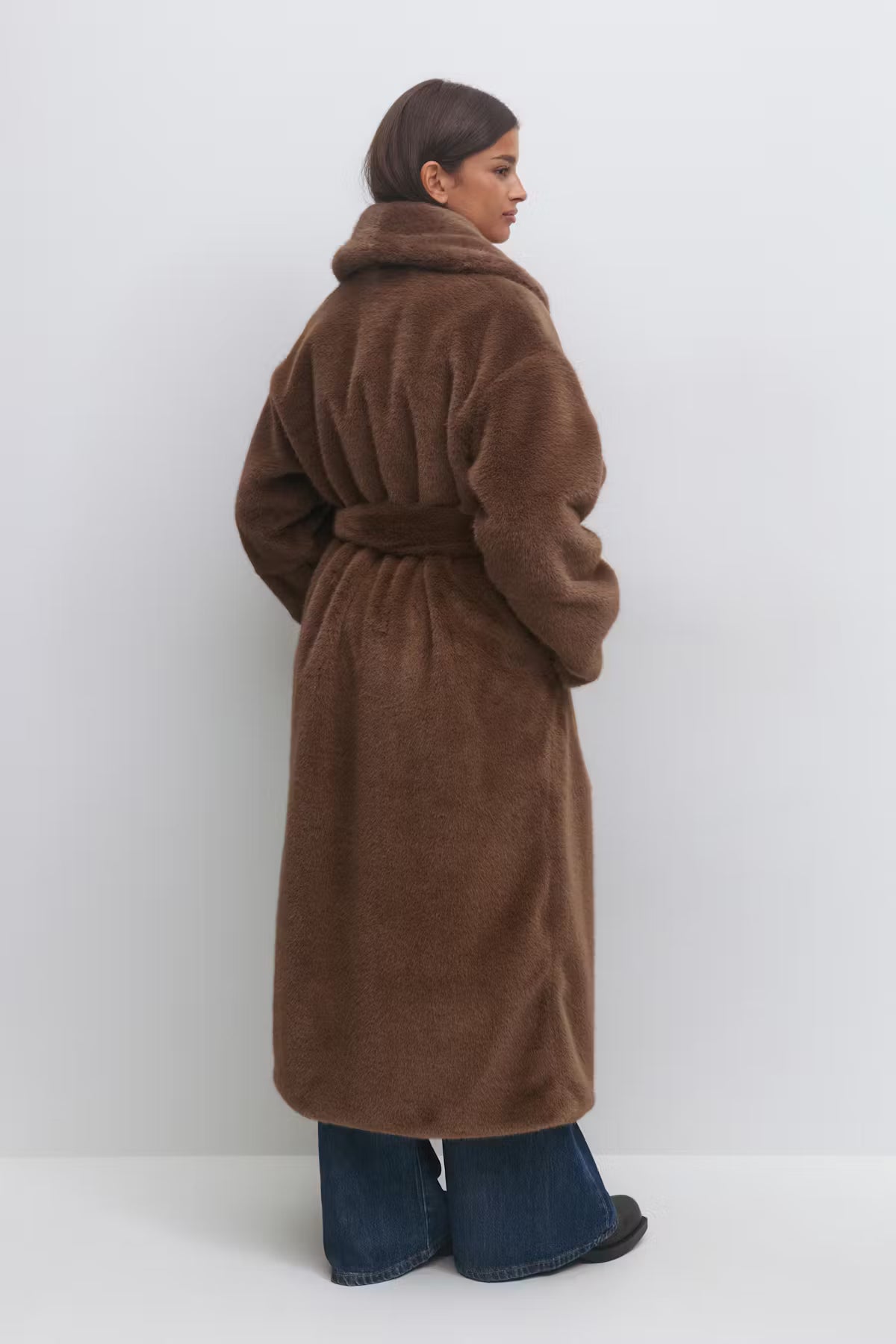 Gina Tricot / Faux fur belted long coat / Soft Brown