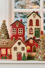 Ib Laursen / Haus f/Teelicht Stillenat rotes Dach und Tannenbaum vor dem Haus