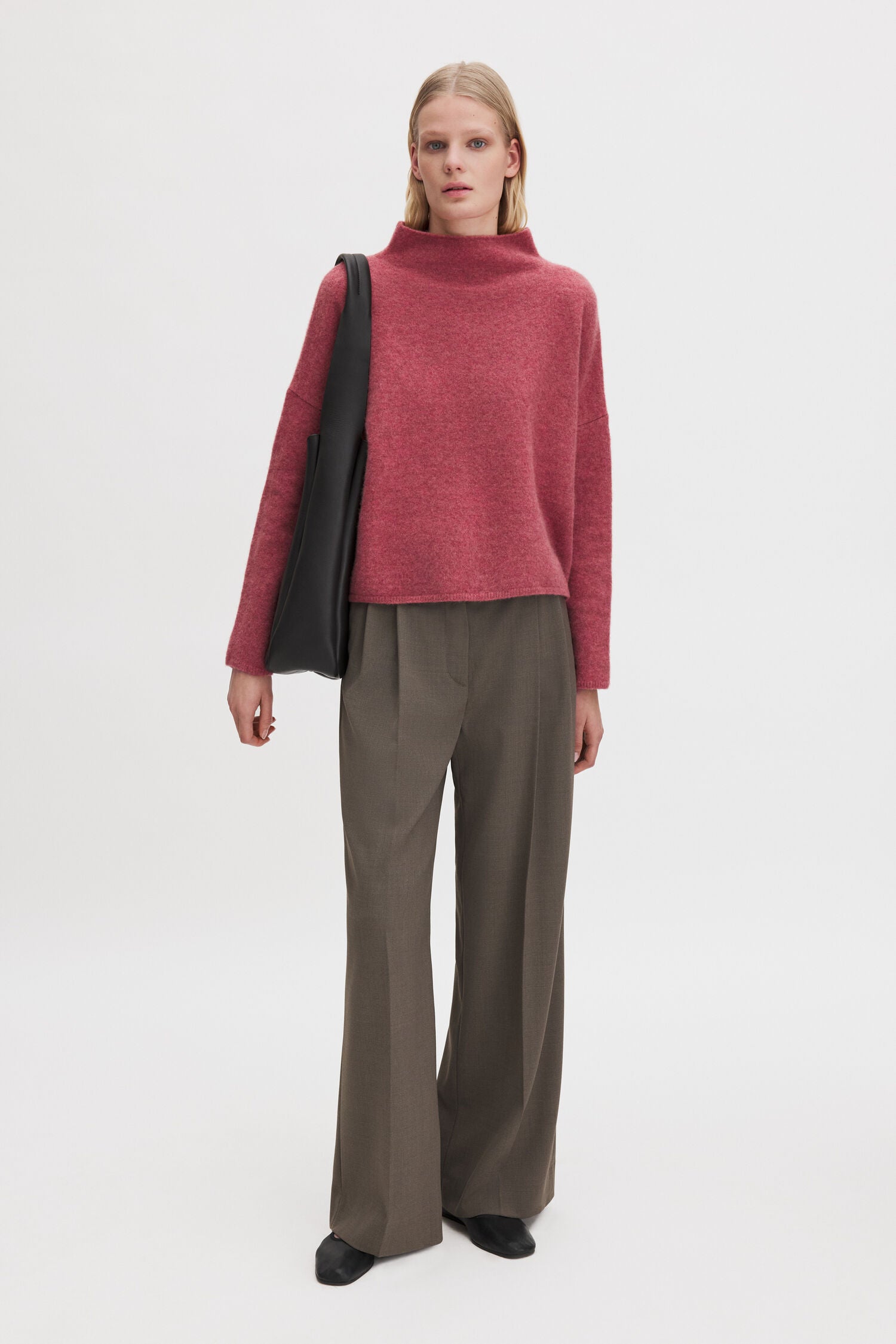 Filippa K / mika yak funnelneck sweater / Soft Raspberry