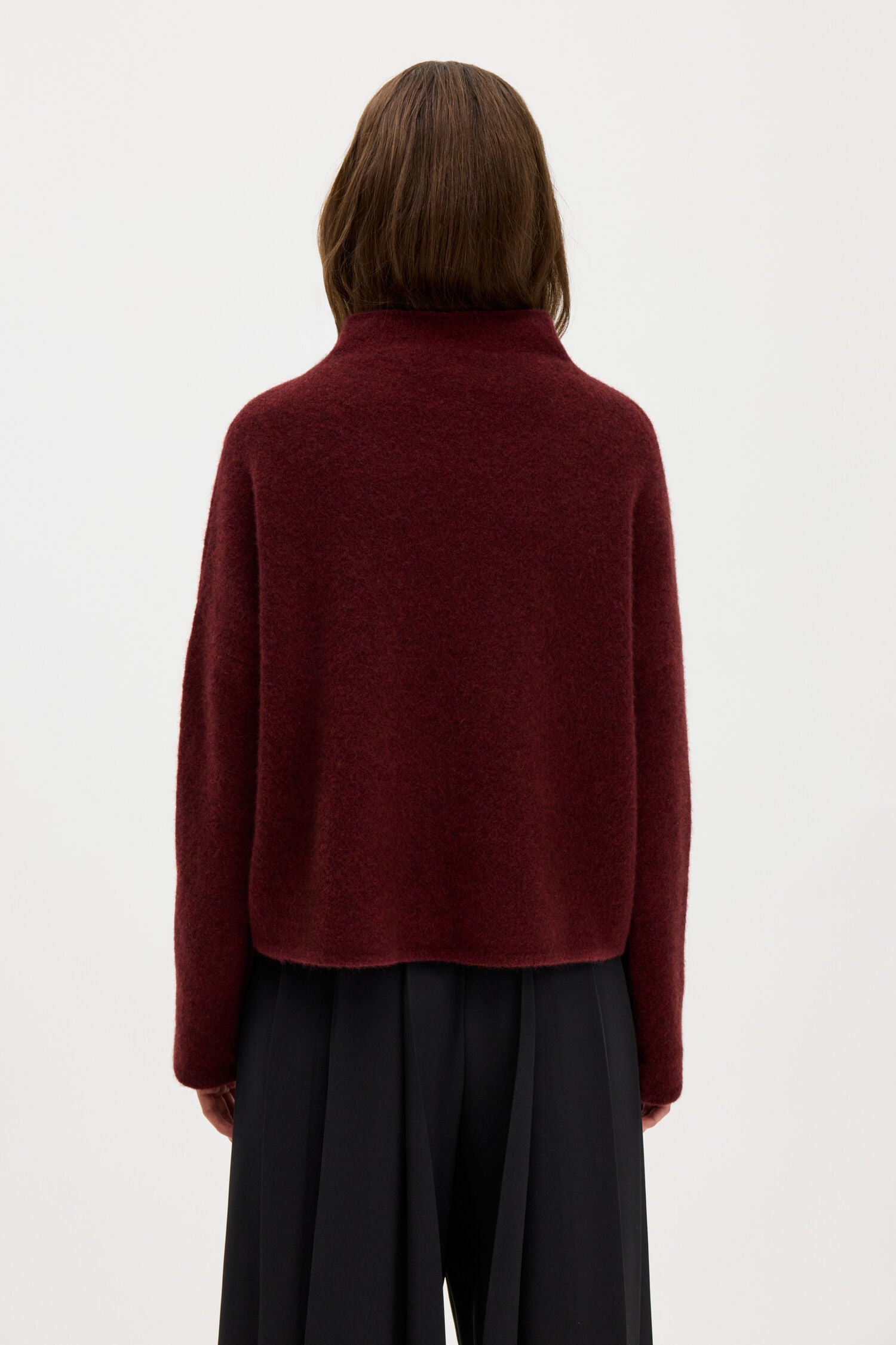 Filippa K / mika yak funnelneck sweater / Mahogany Red
