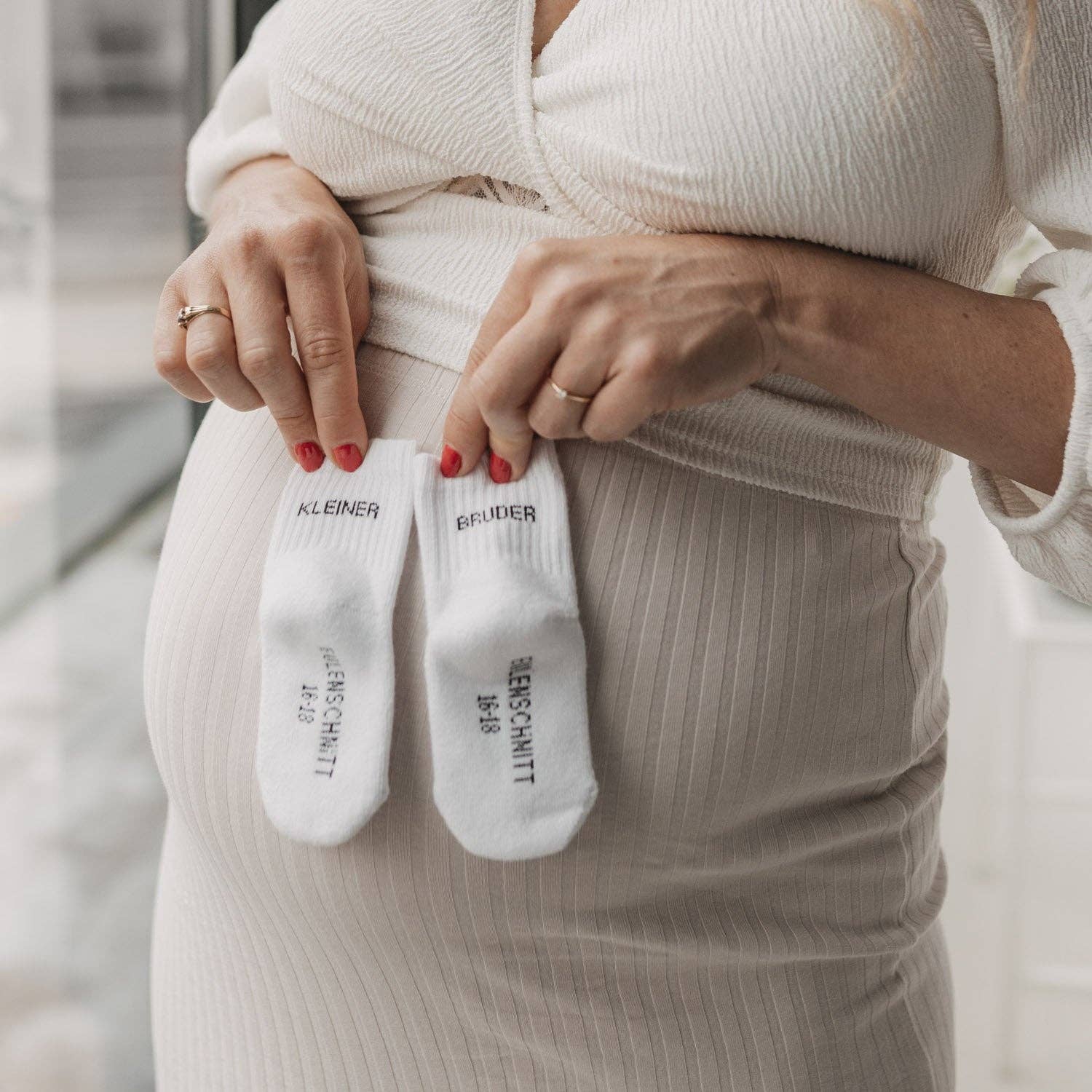 Eulenschnitt - Babysocken Kleiner Bruder 16-18