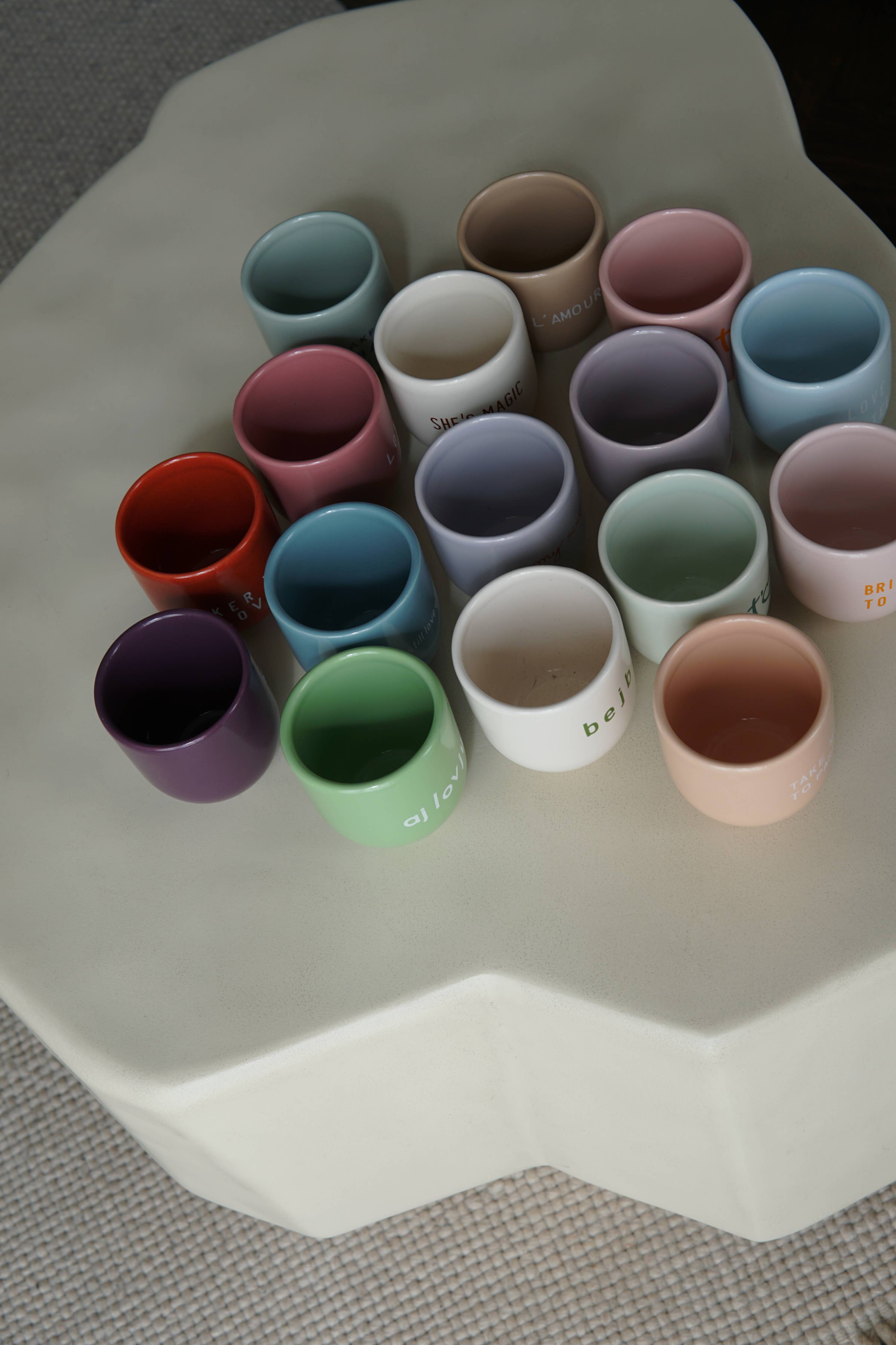 Sisi / 'Je t'eam' Becher in rosa