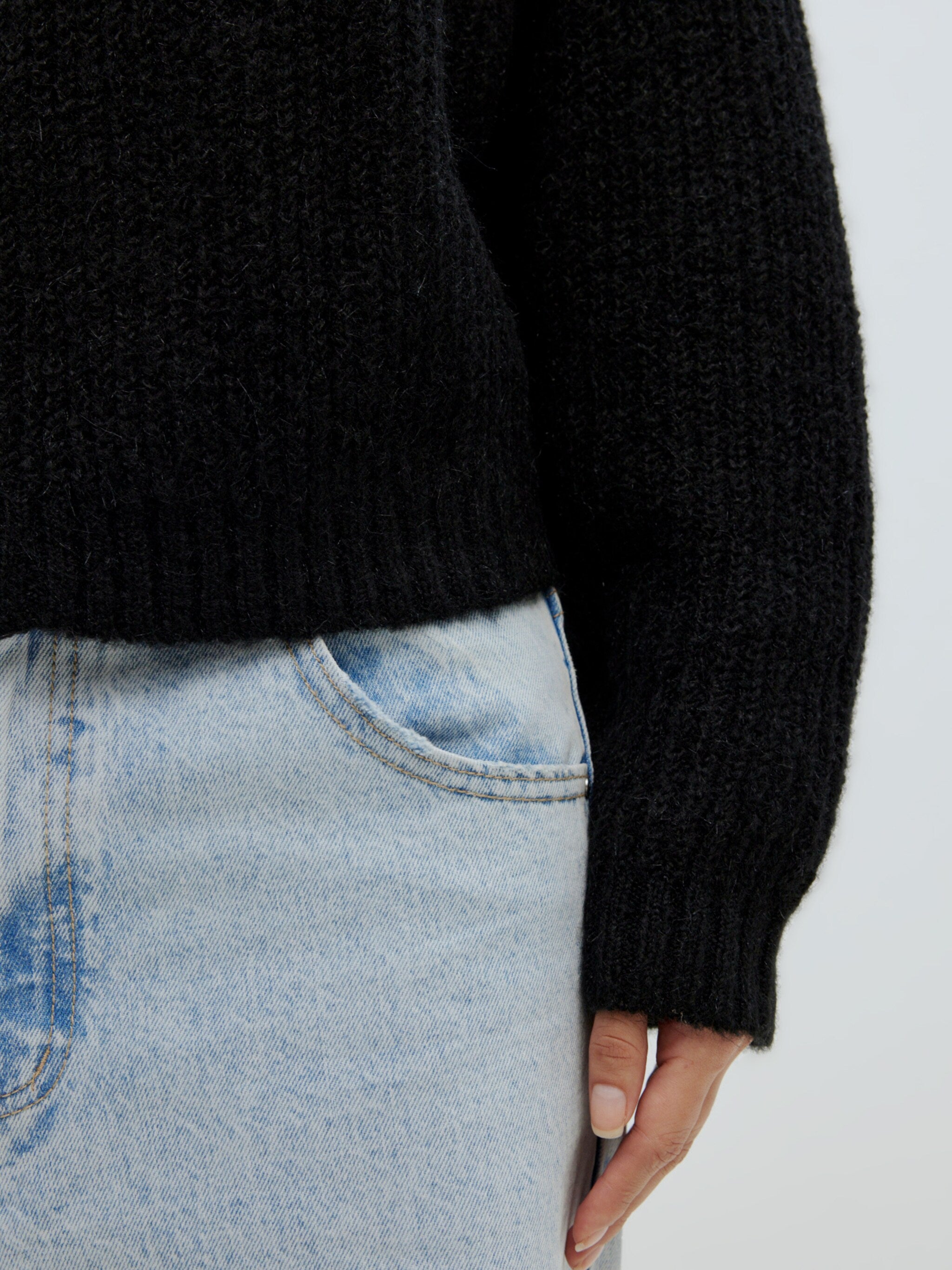 EDITED / Rani Bomber Cardigan / Black