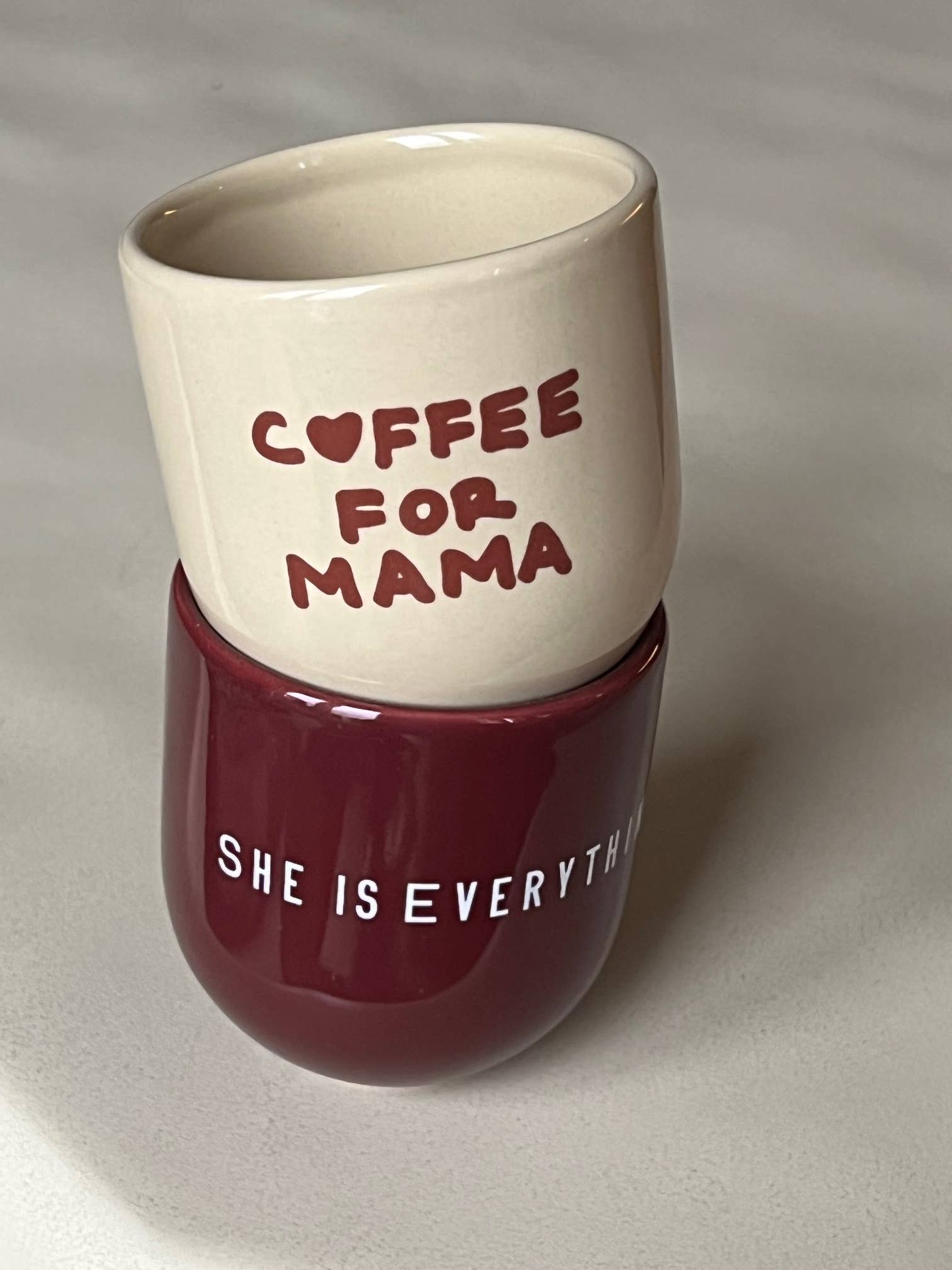 Sisi / Sisi Tasse, Sie ist alles
