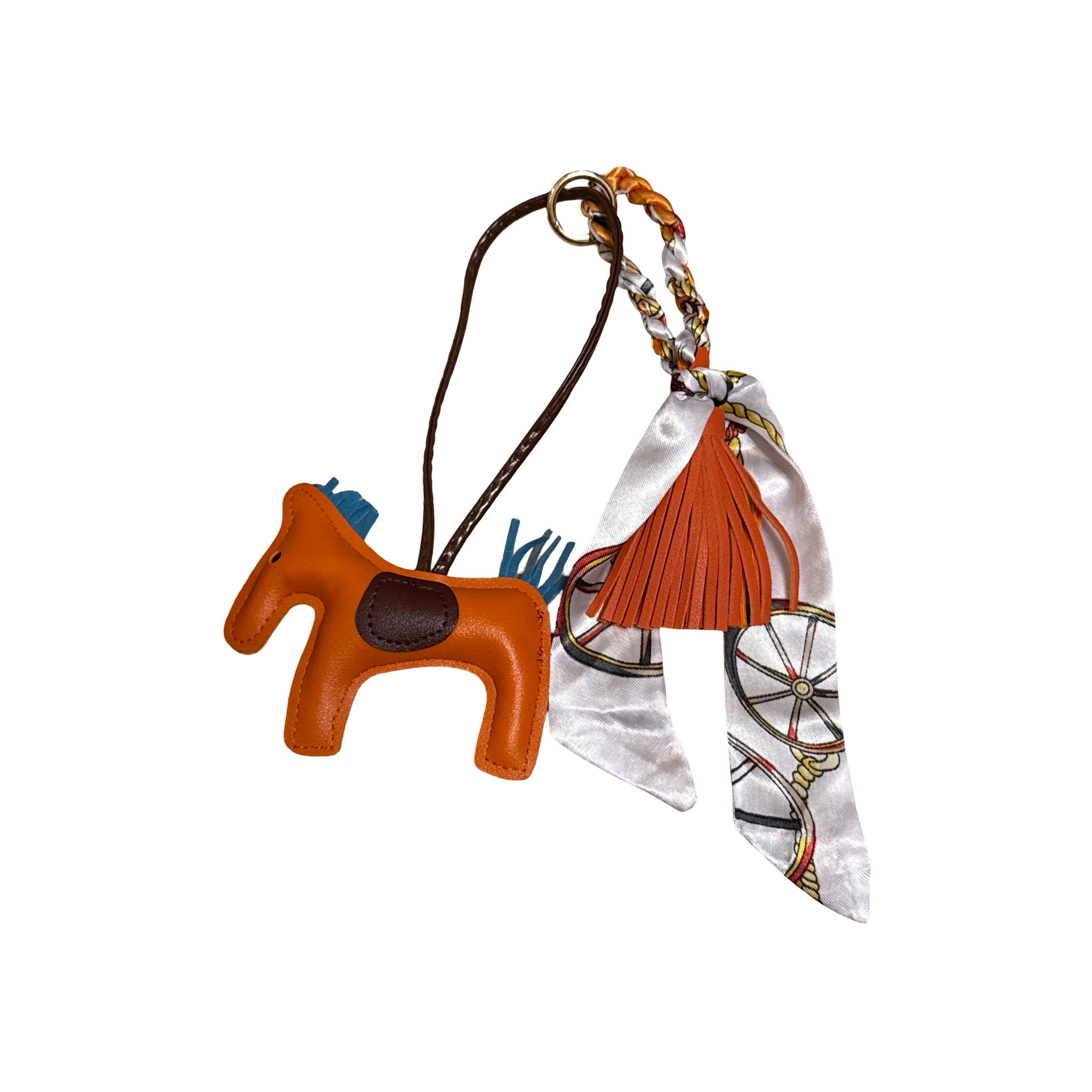 Louisa Lee / Bag Charm Pferd - orange