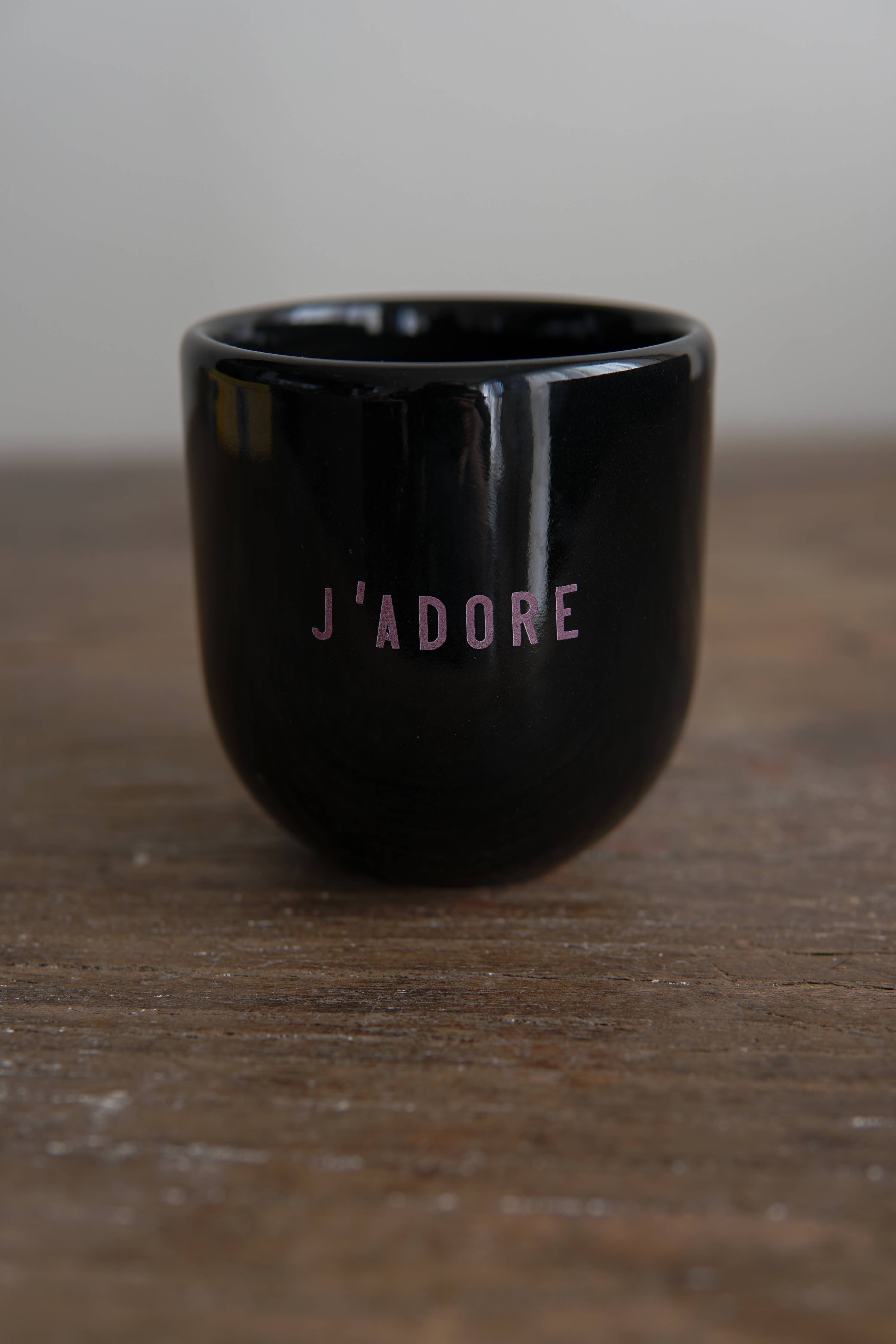 Sisi Tasse „J'adore“ in Schwarz