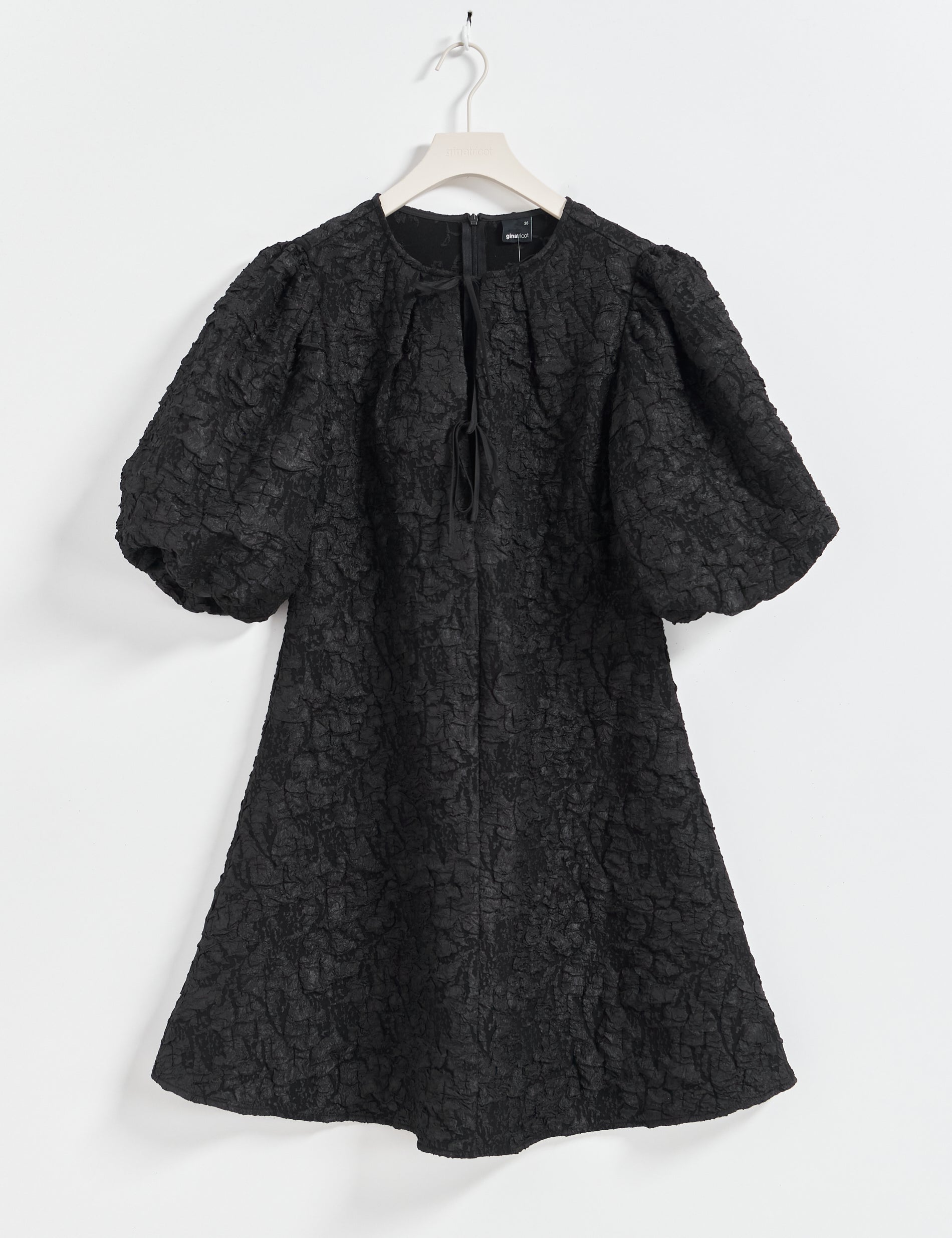5117_ac9ea368b9-233439000-04-original