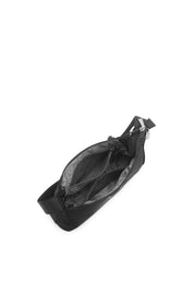 517310_black_inside_1050x1575