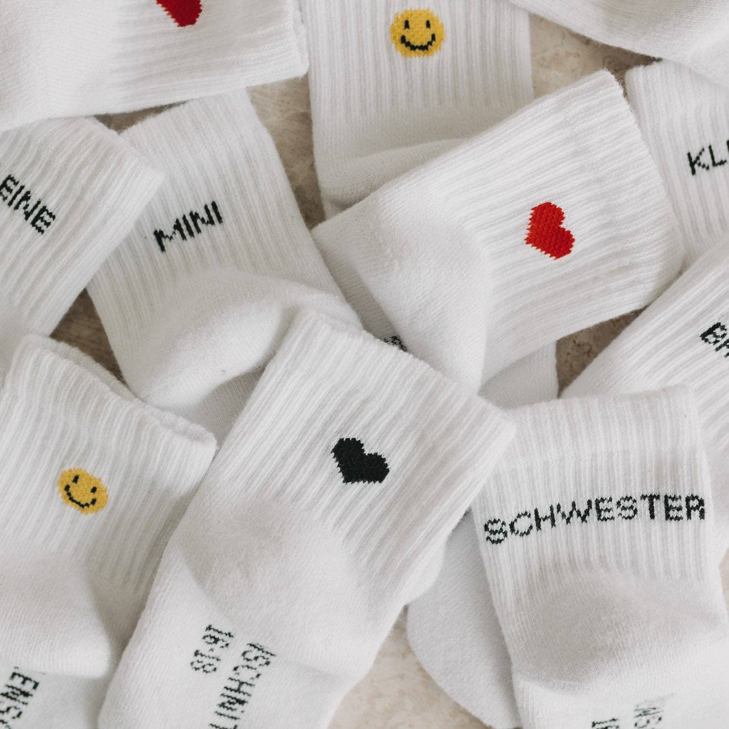 Eulenschnitt - Babysocken Kleine Schwester 16-18