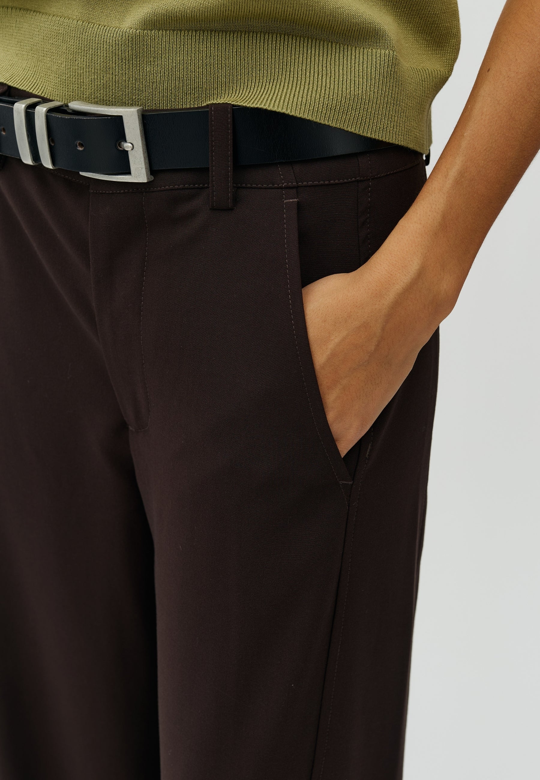 MbyM / Lucidanna-M Willah Pant / Java