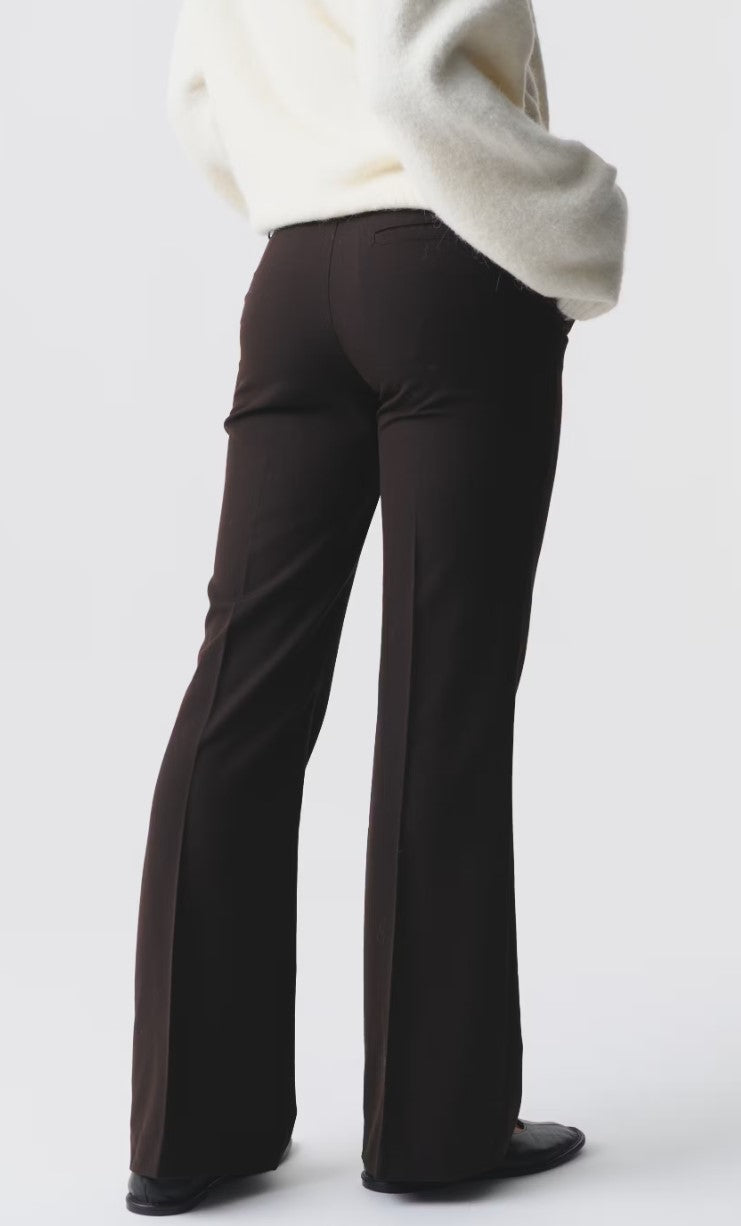 Gina Tricot / Relaxed bootcut trousers / Brown