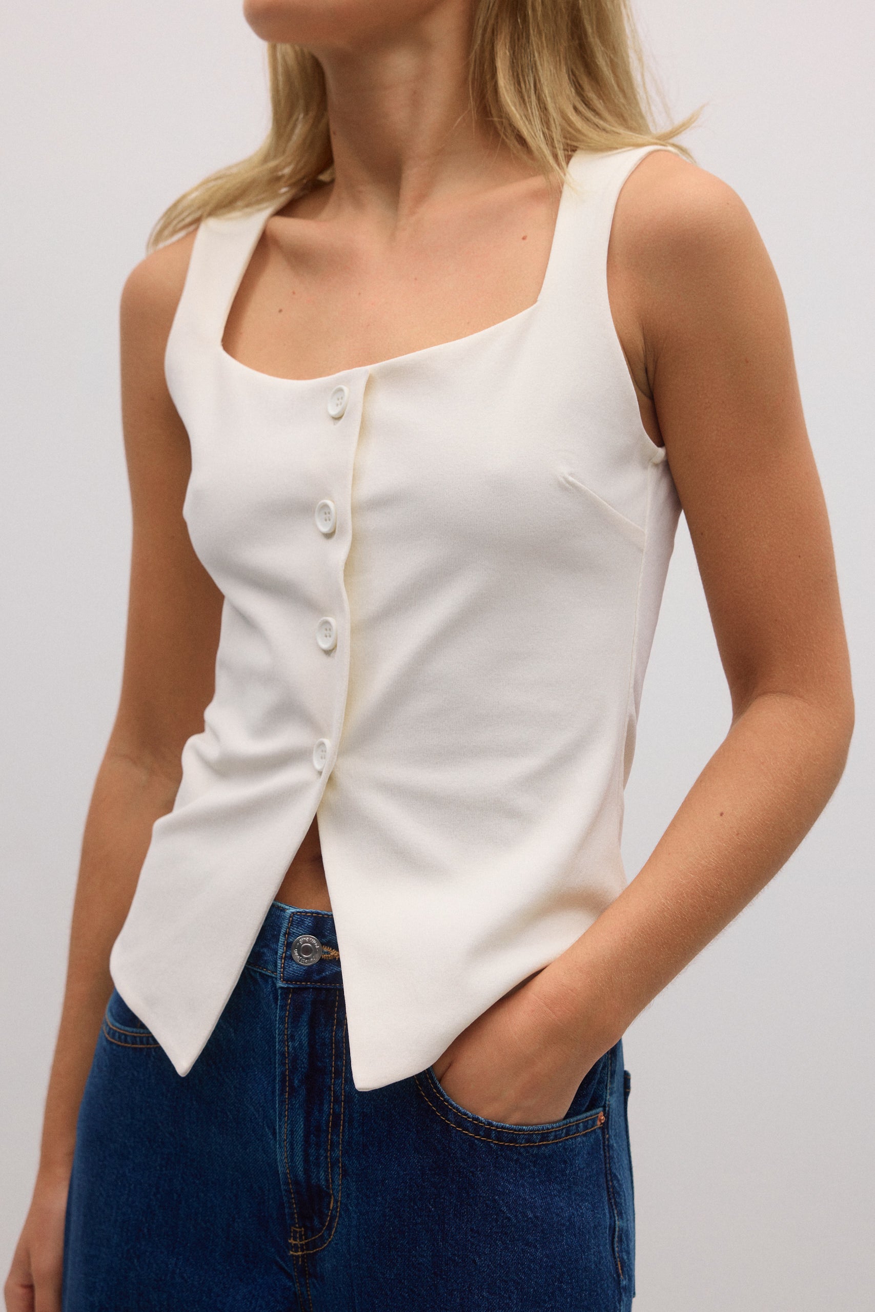 Gina Tricot / Jersey vest / Gardenia