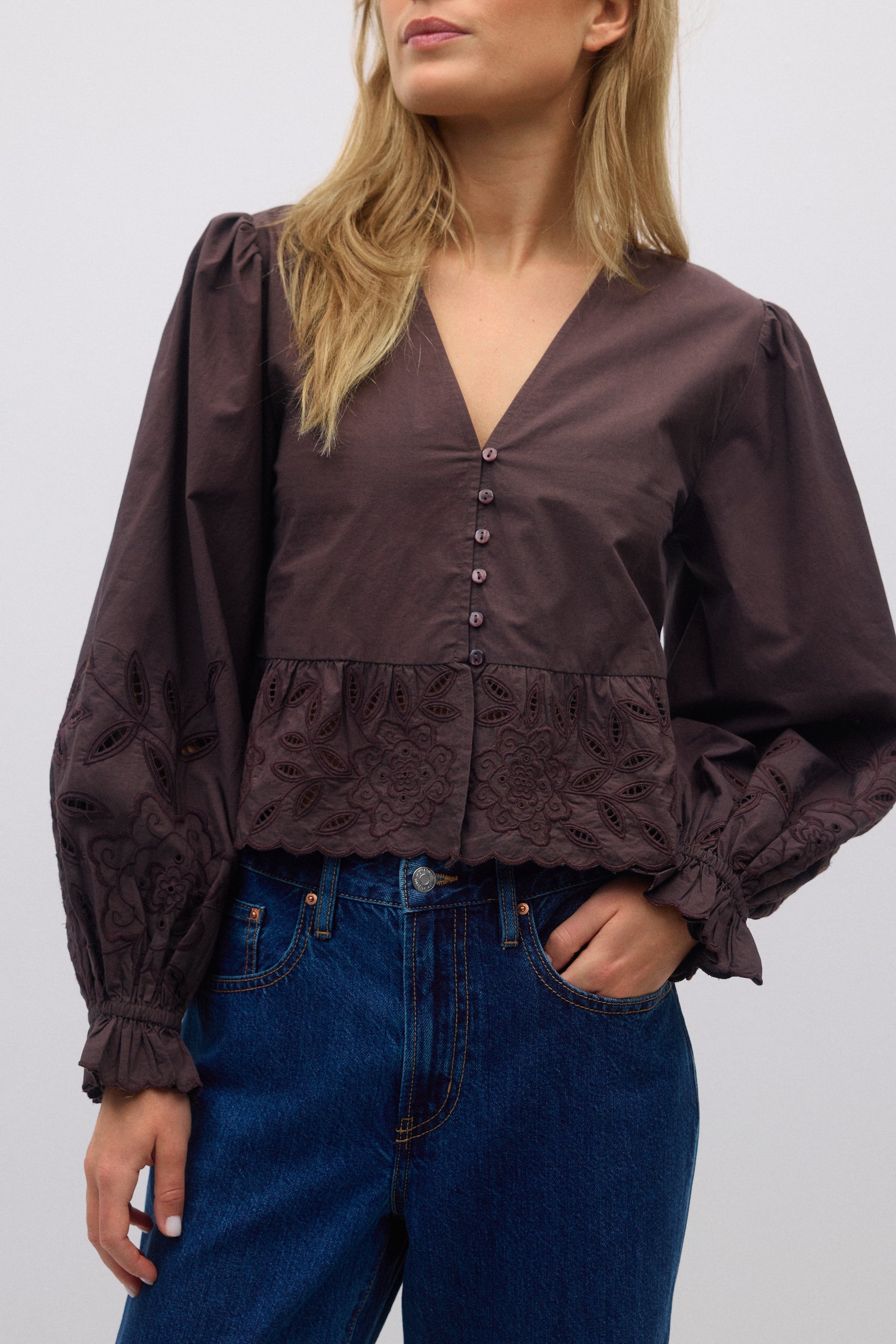 Gina Tricot / Lacing blouse / Brown