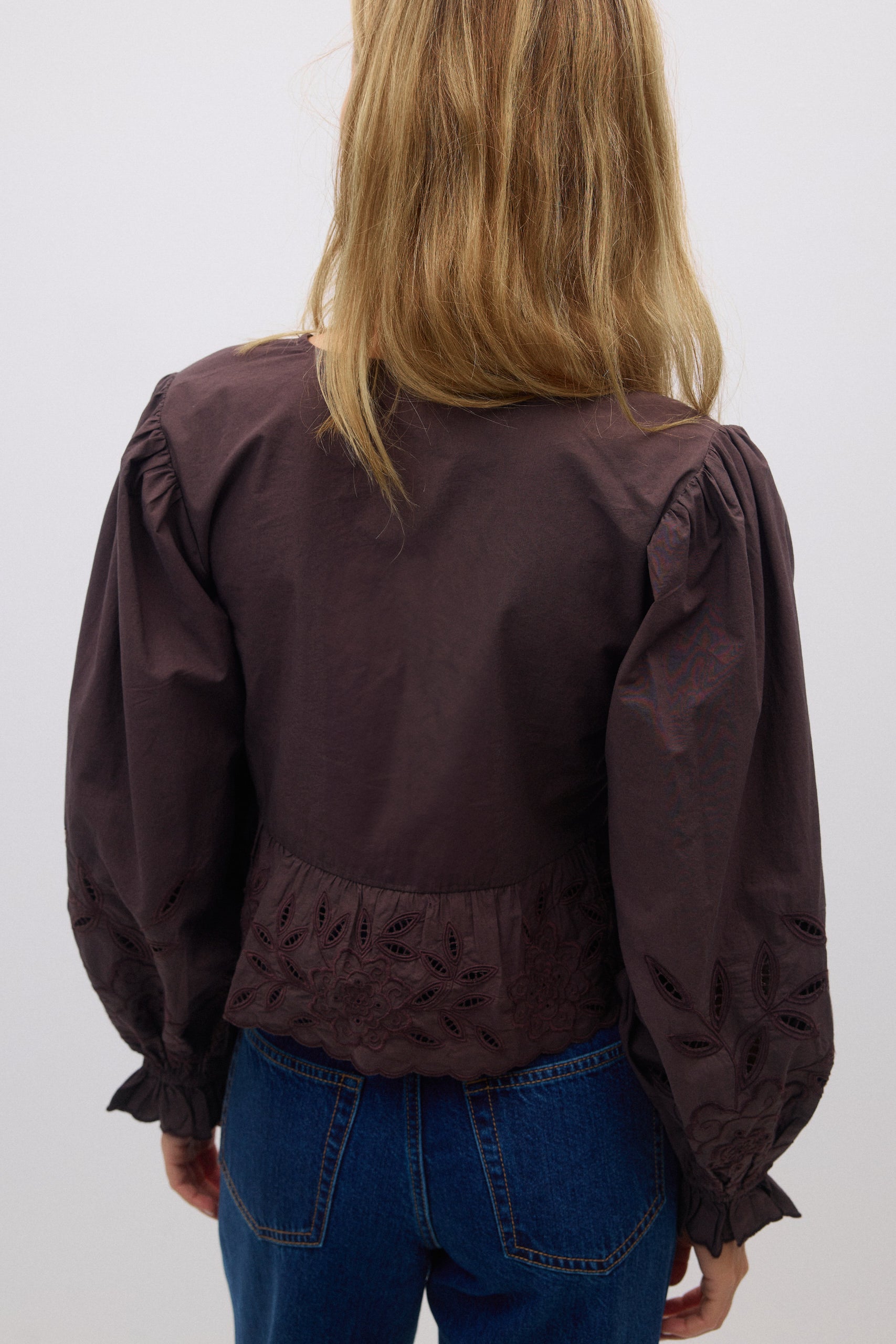 Gina Tricot / Lacing blouse / Brown