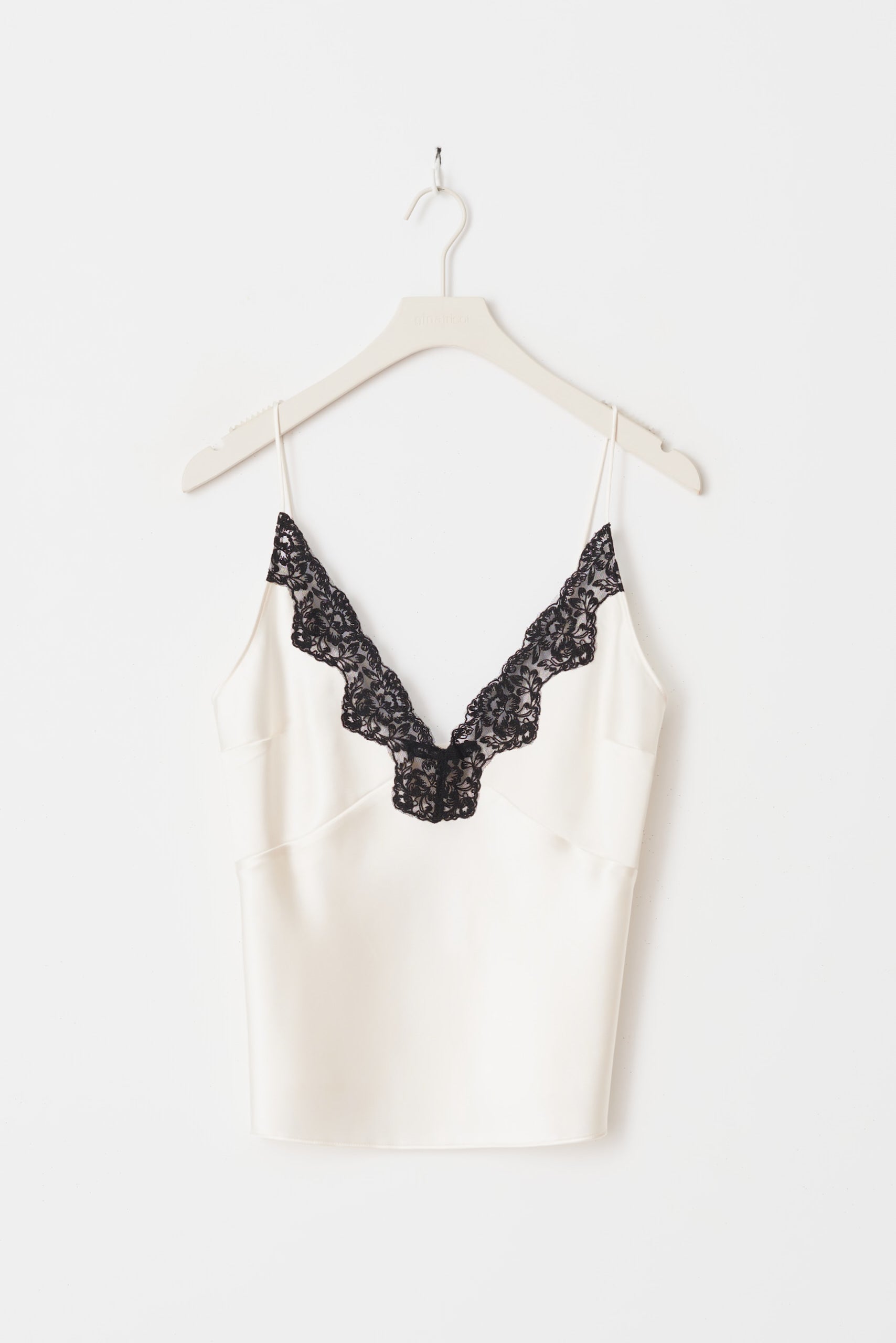 Gina Tricot / Lace singlet / Egret