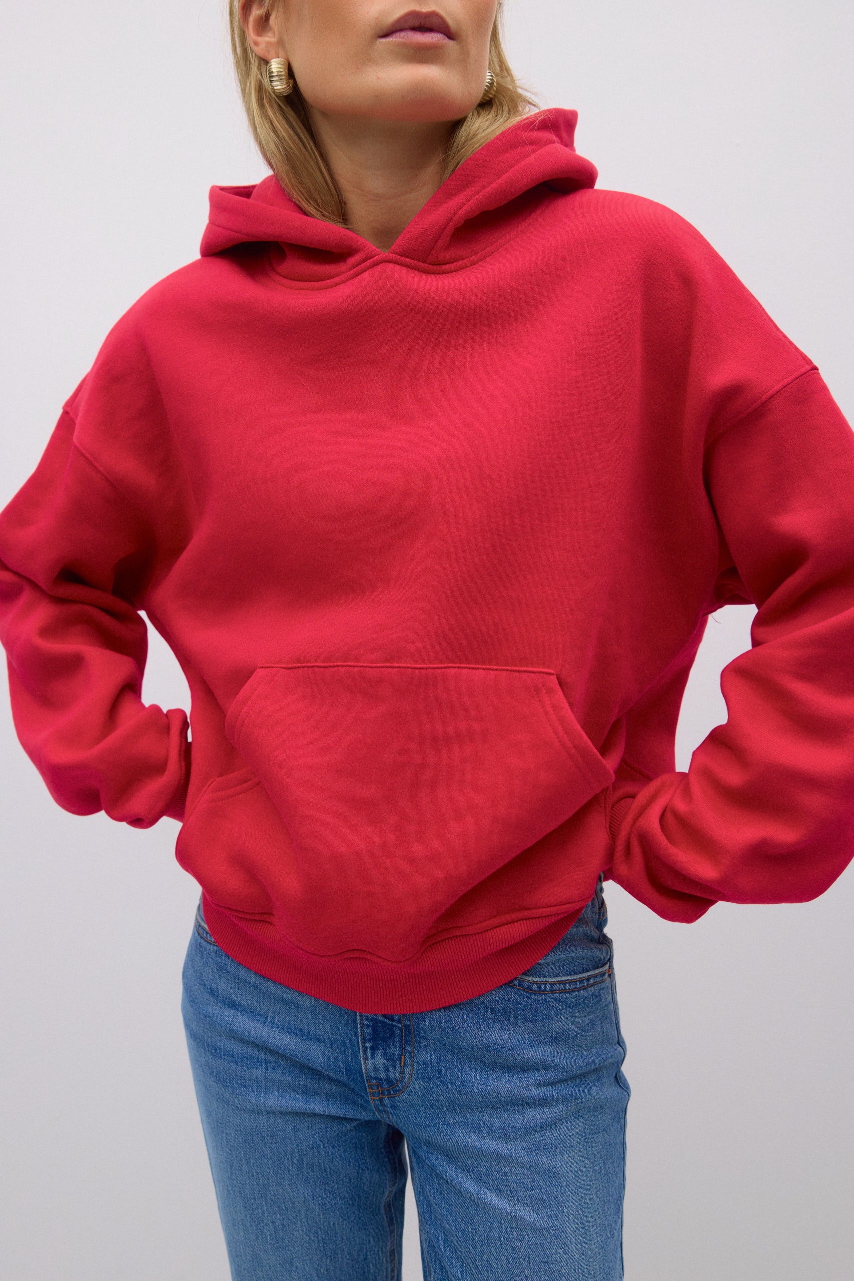 Gina Tricot / Basic original hoodie / Lipstick red