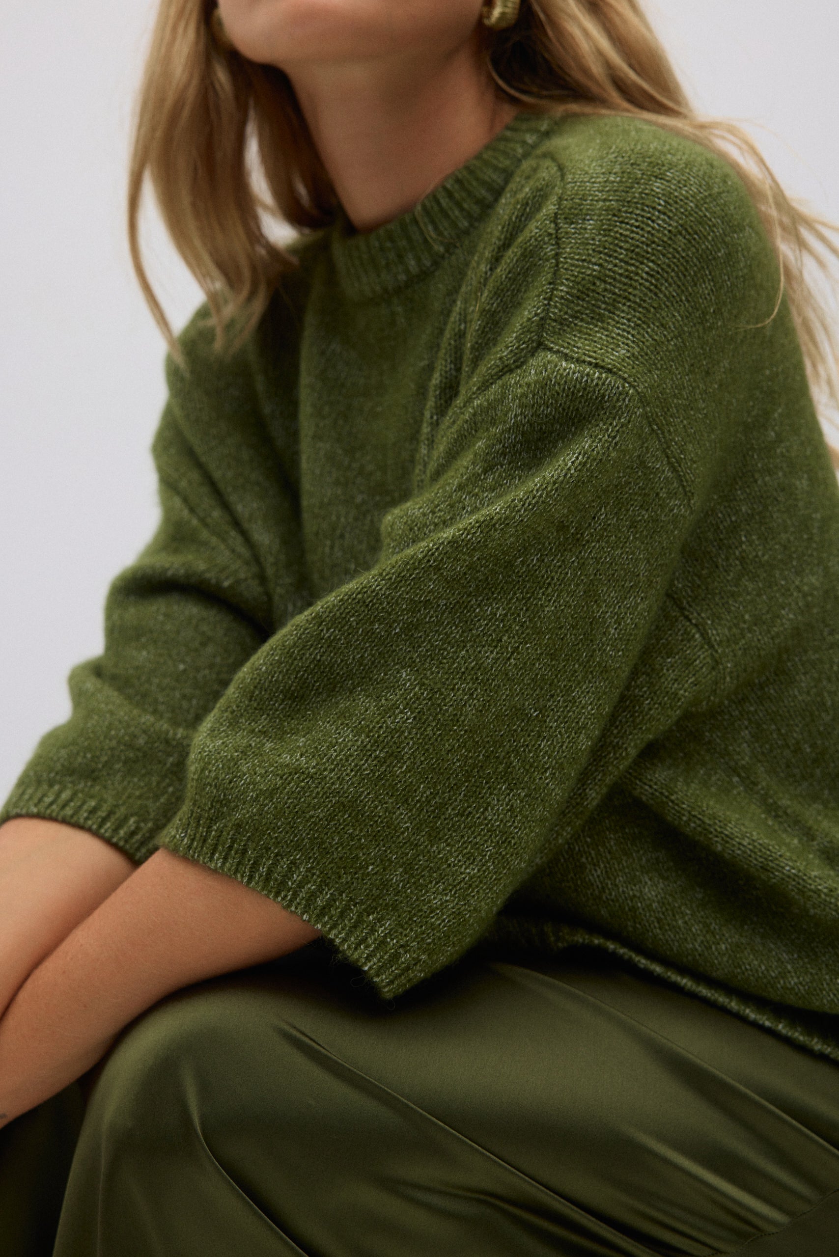 Gina Tricot / Knitted short sleeve top / Forest green