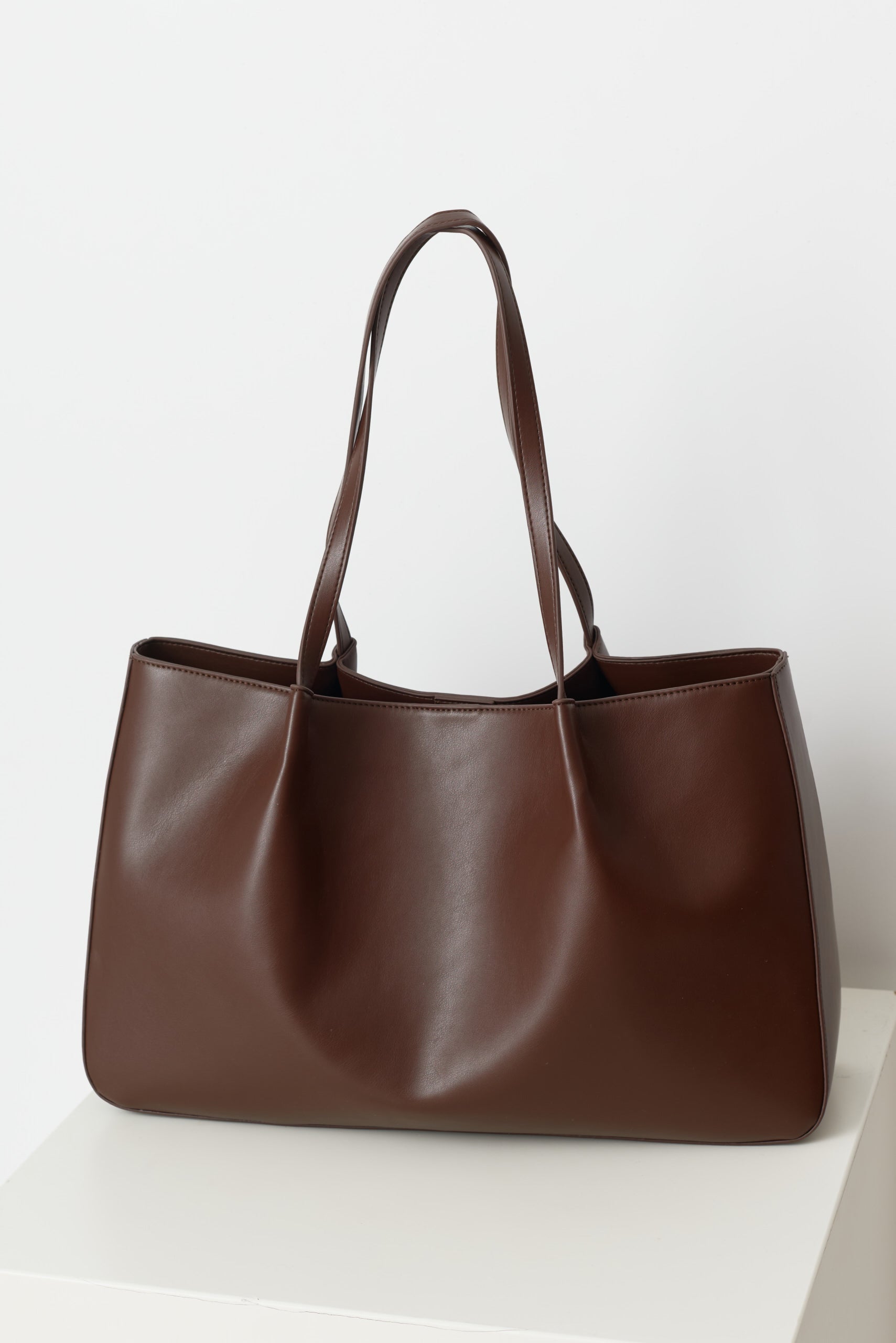 Gina Tricot / Shopper bag / Dark brown