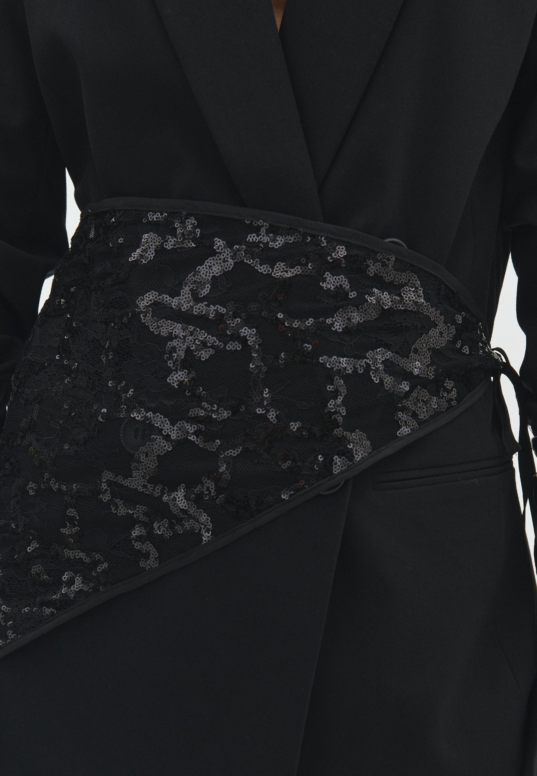 MbyM / Scarfira-M Sequi / Black