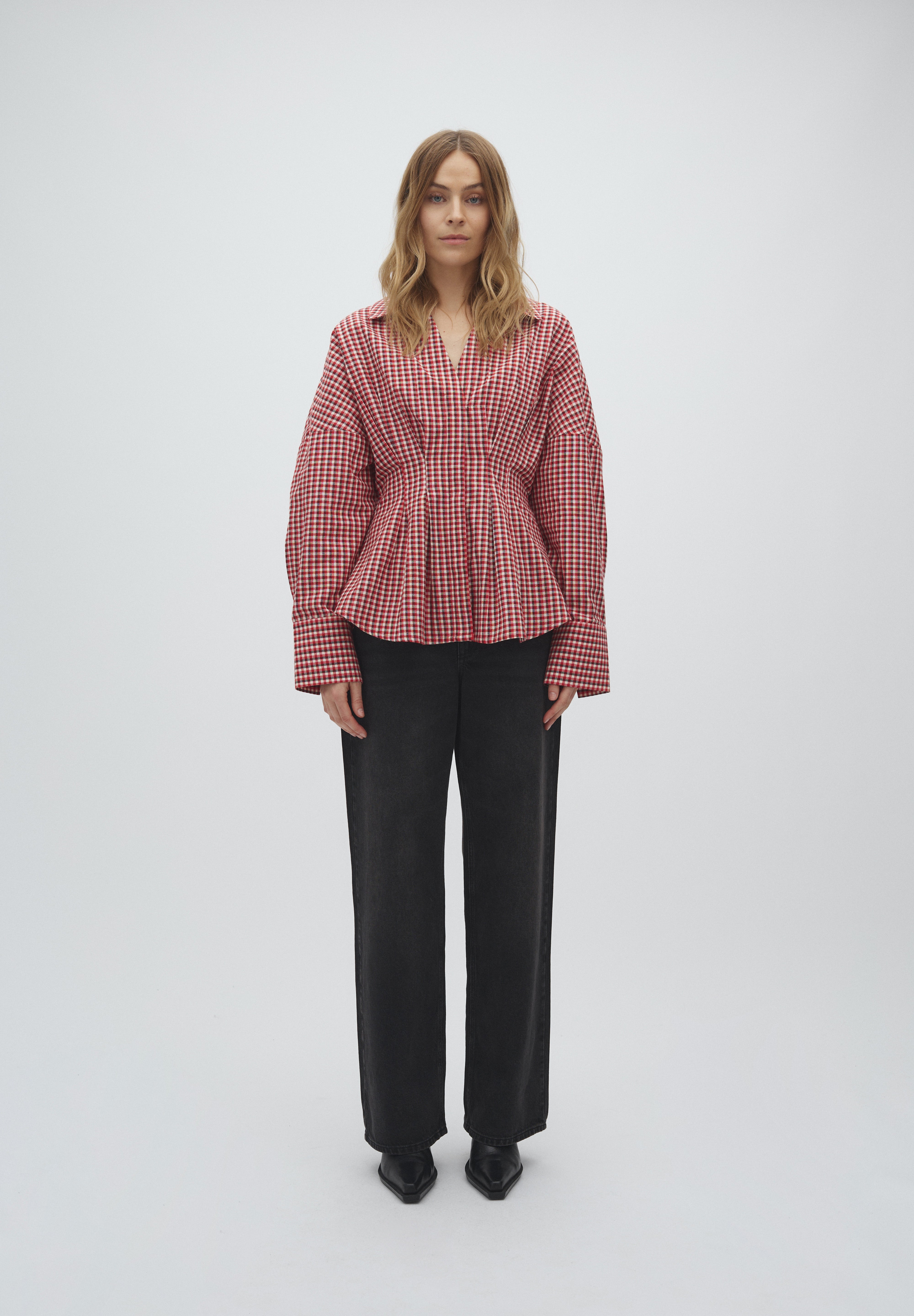 MbyM / Isidor-M Chechi / Red aura check