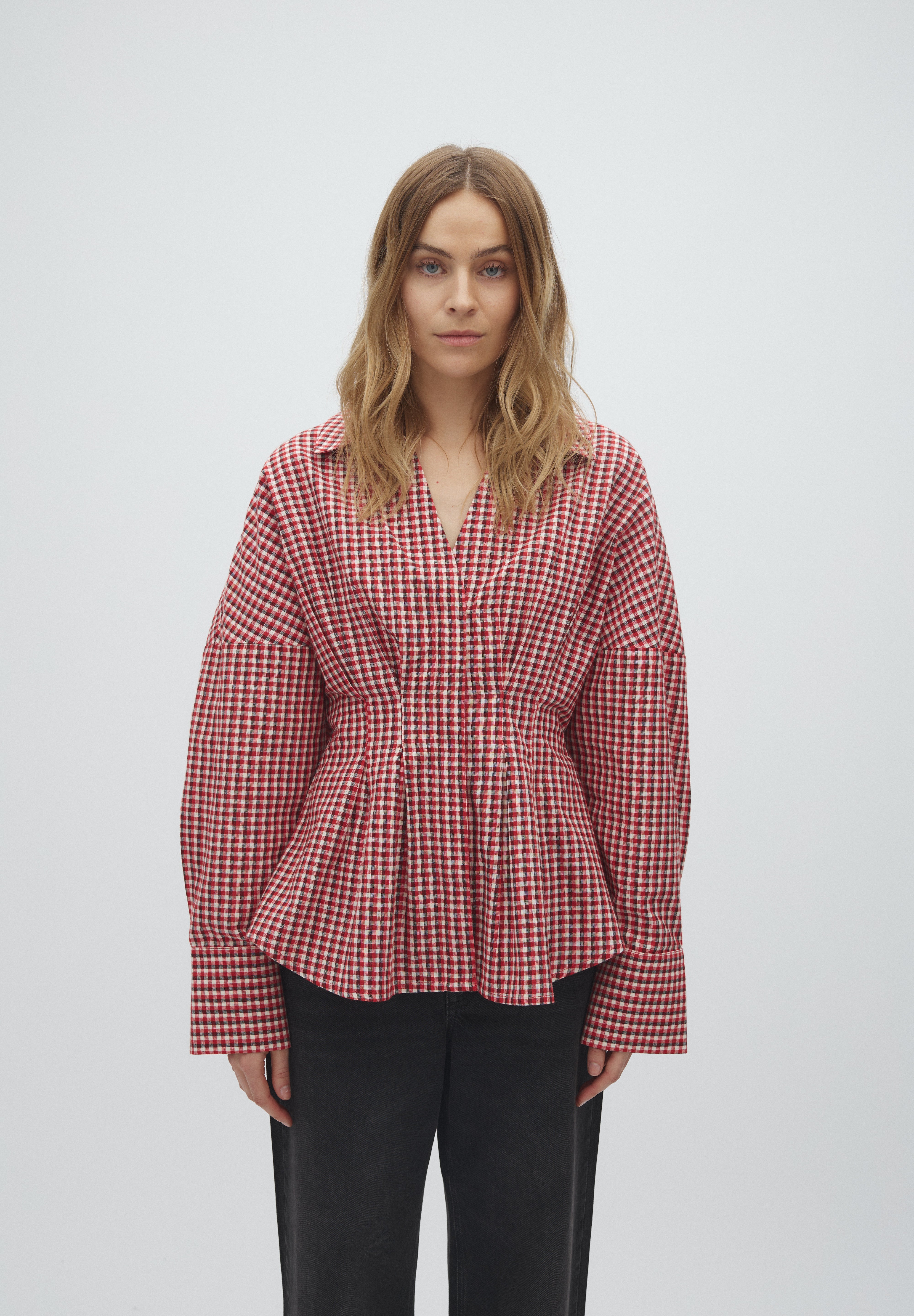 MbyM / Isidor-M Chechi / Red aura check