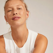 Pilgrim / EBNA mittelgroße Kristall-Creolen, vergoldet