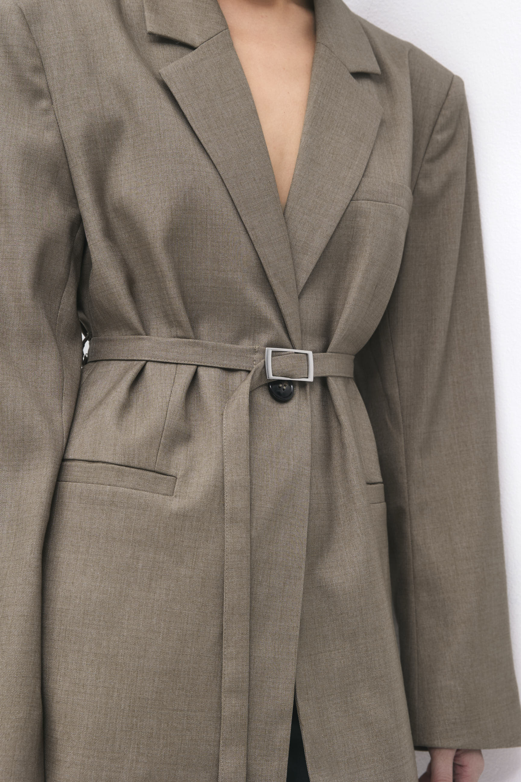 Gina Tricot / Belted blazer / Beige melange
