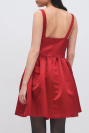 Gina Tricot / Satin mini dress / Haute red