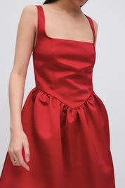 Gina Tricot / Satin mini dress / Haute red