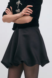 Gina Tricot / Balloon skirt / Black