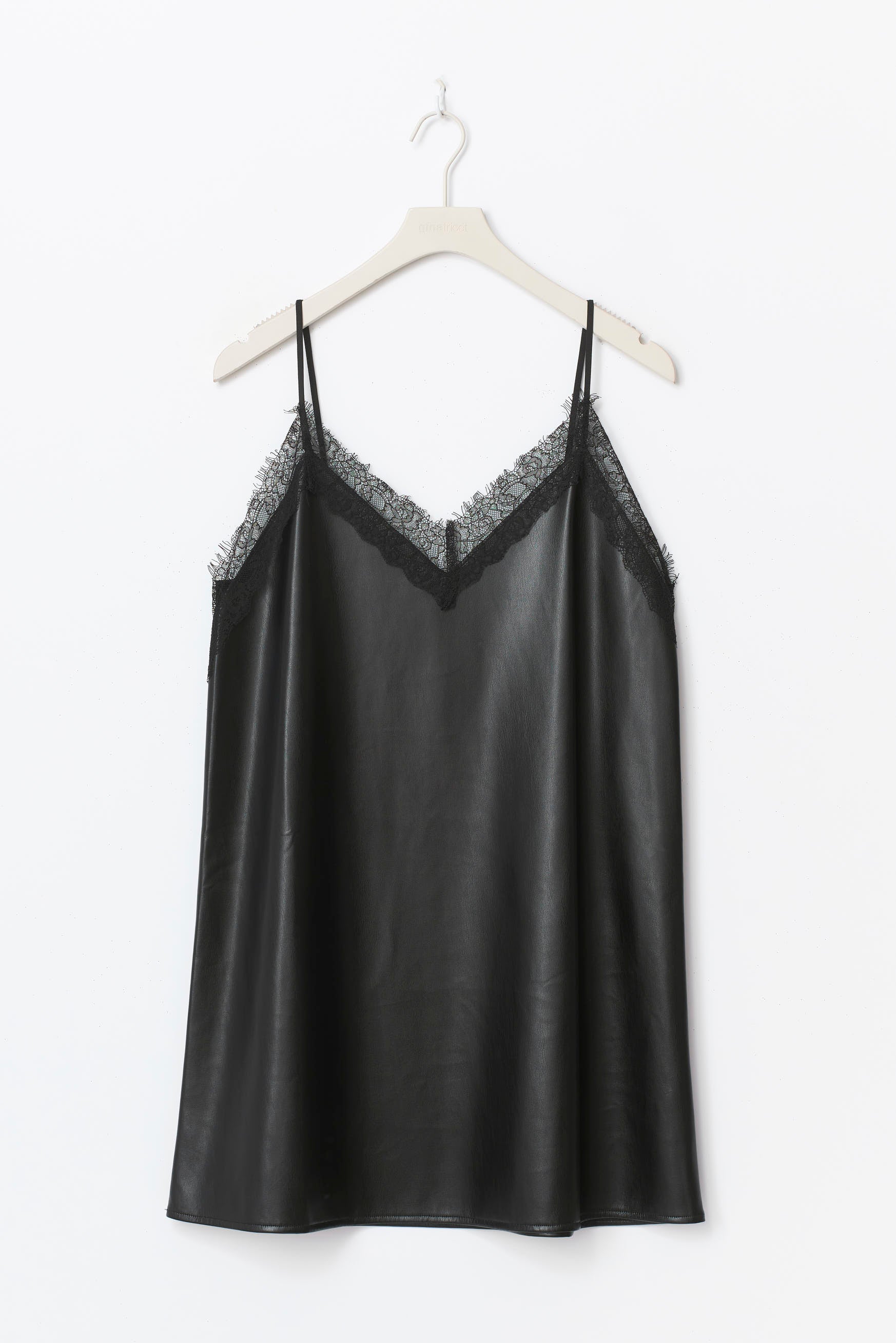 Gina Tricot / Lace detail pu dress / Black