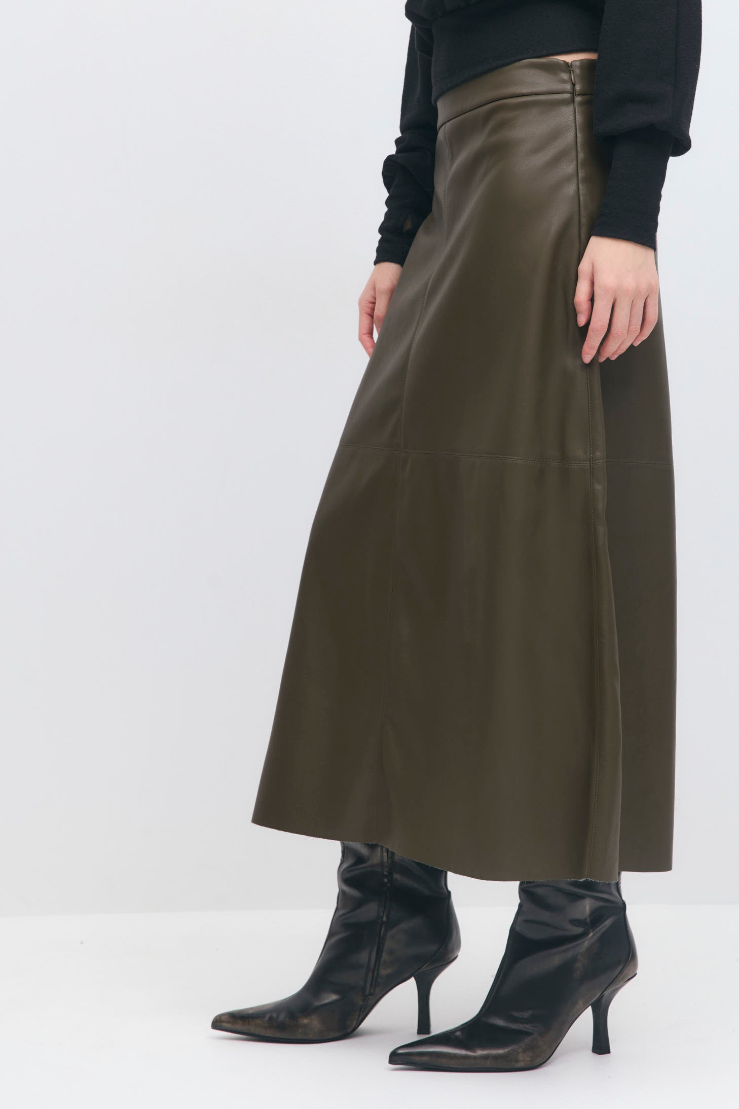 Gina Tricot / Pu skirt / Sea Turtle