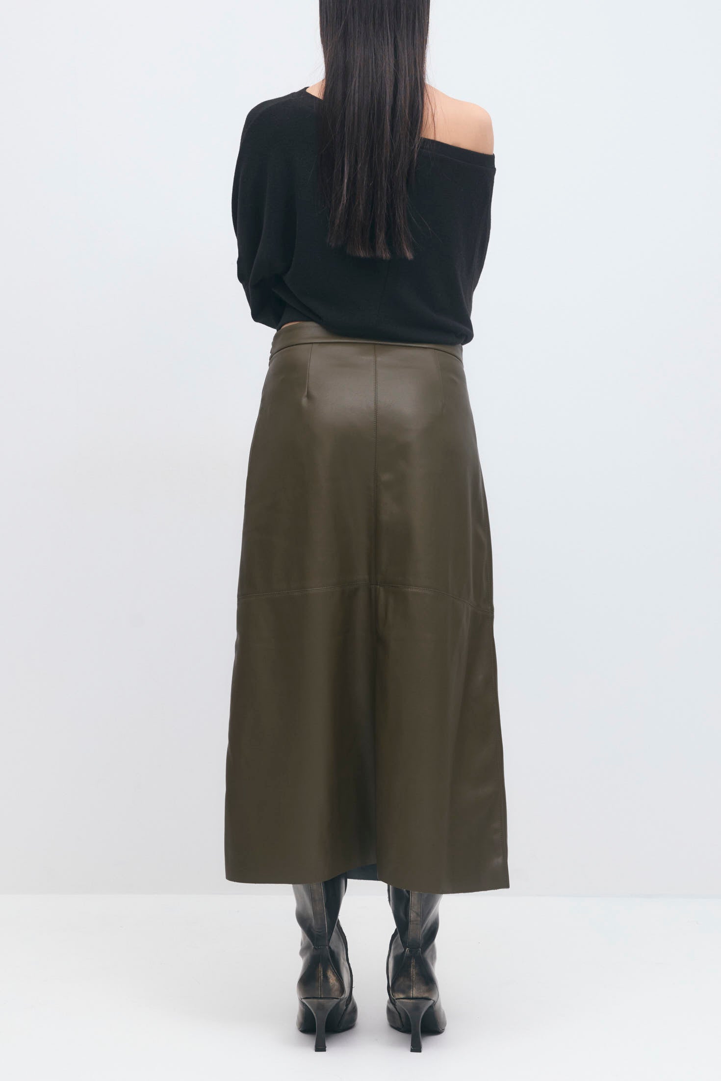 Gina Tricot / Pu skirt / Sea Turtle