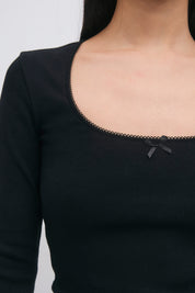 Gina Tricot / Tight rib long sleeve top / Black