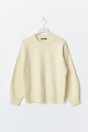Gina Tricot / Crew neck knitted sweater / Vanilla yellow (2011)