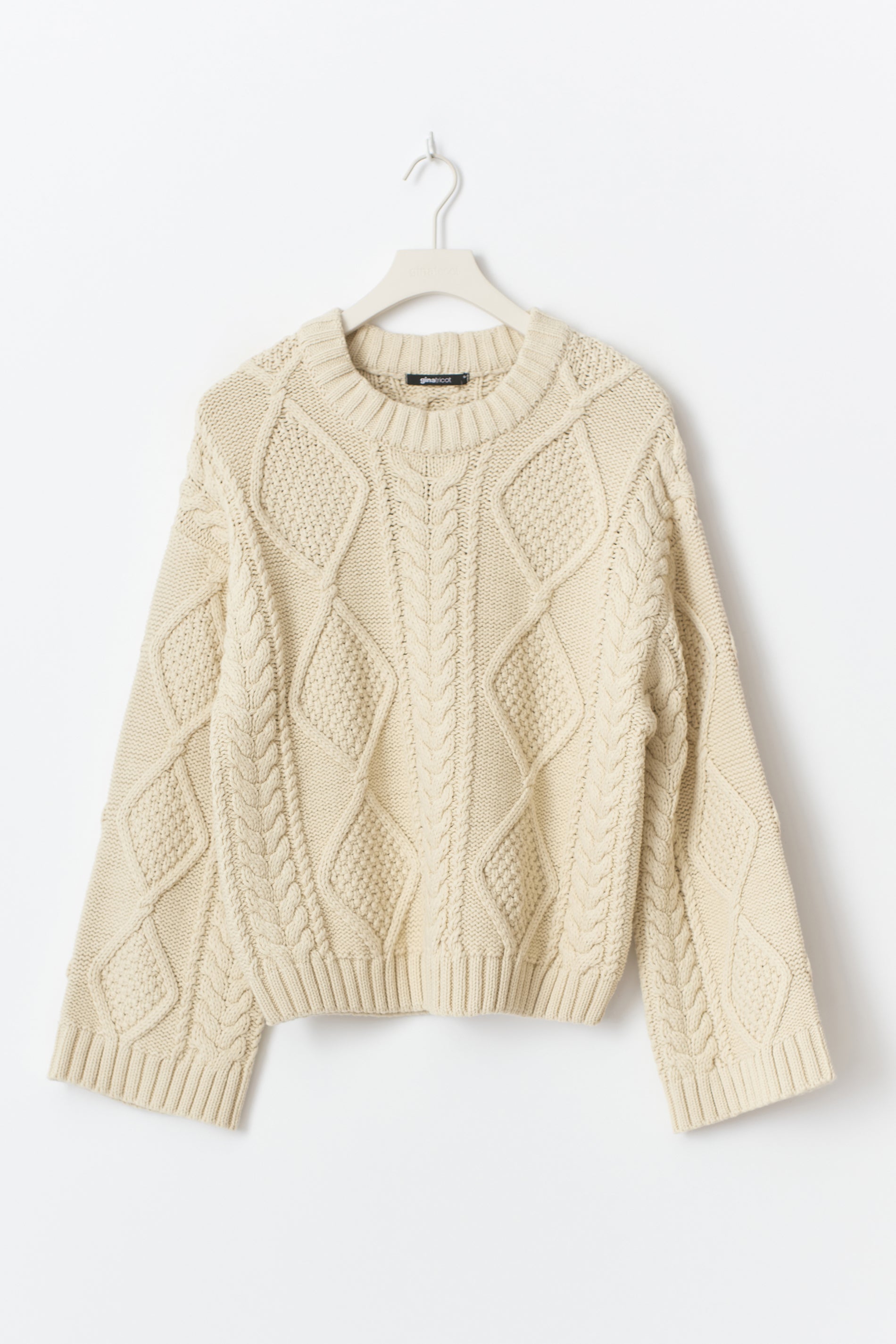 Gina Tricot / Knitted cable sweater / Almond milk (7059)