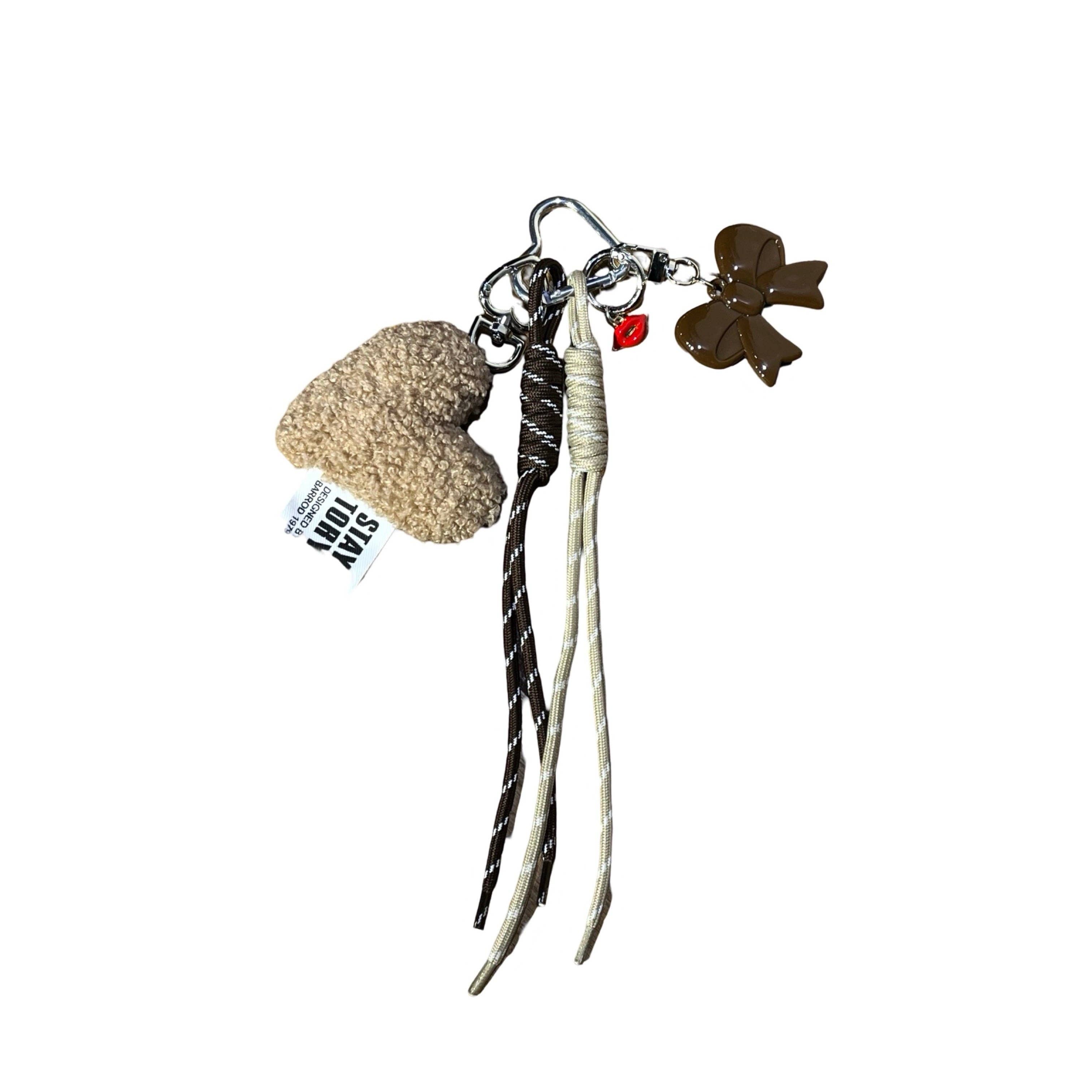 Louisa Lee / Bag Charm Herz - beige
