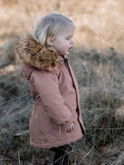 741606_5246_IMAGE_MODEL_BACK