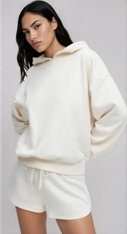 Gina Tricot / Hoodie / Egret (1144)
